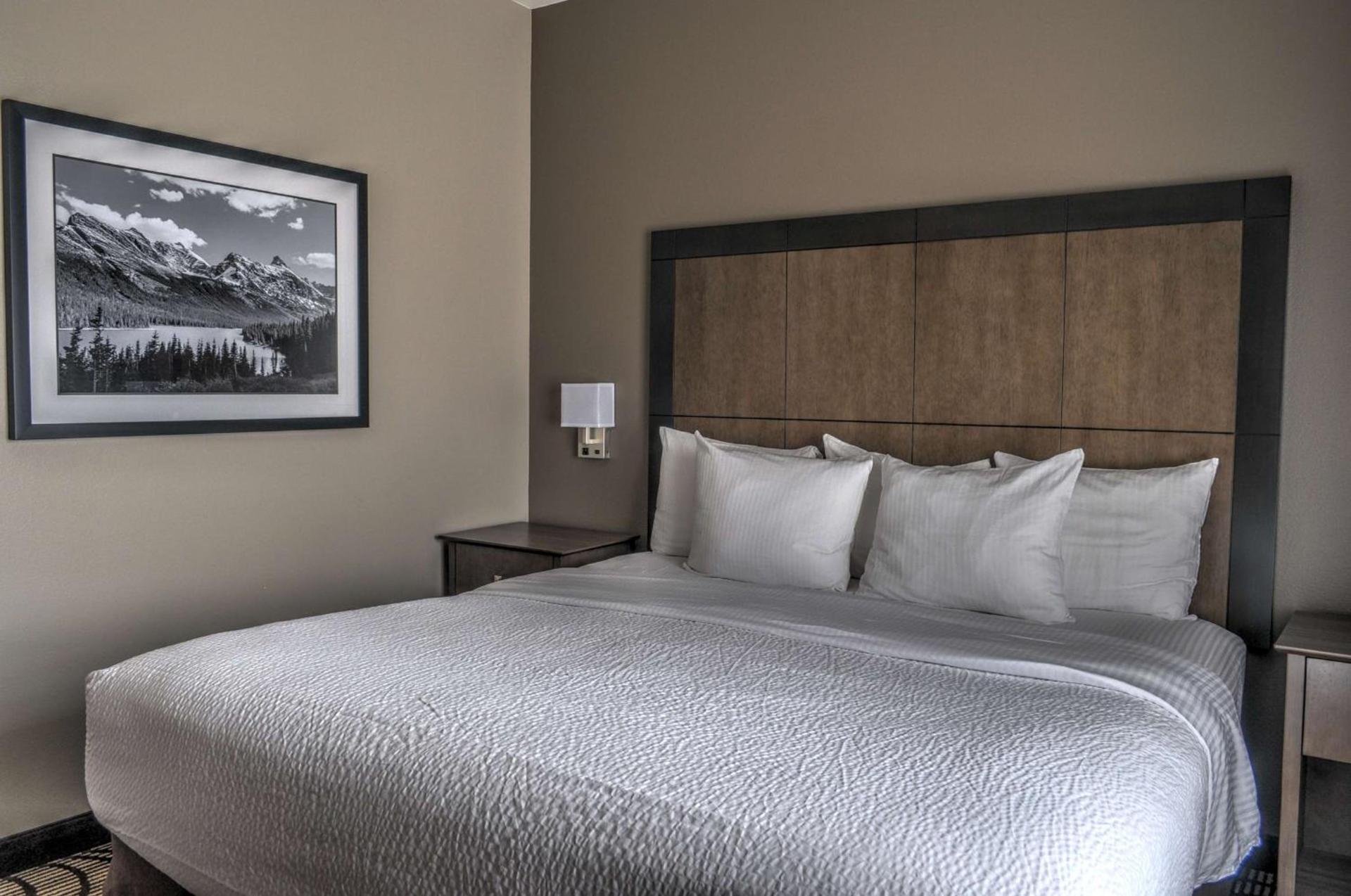 Best Western Plus Kalispell/Glacier Park West Hotel & Suites photo 20