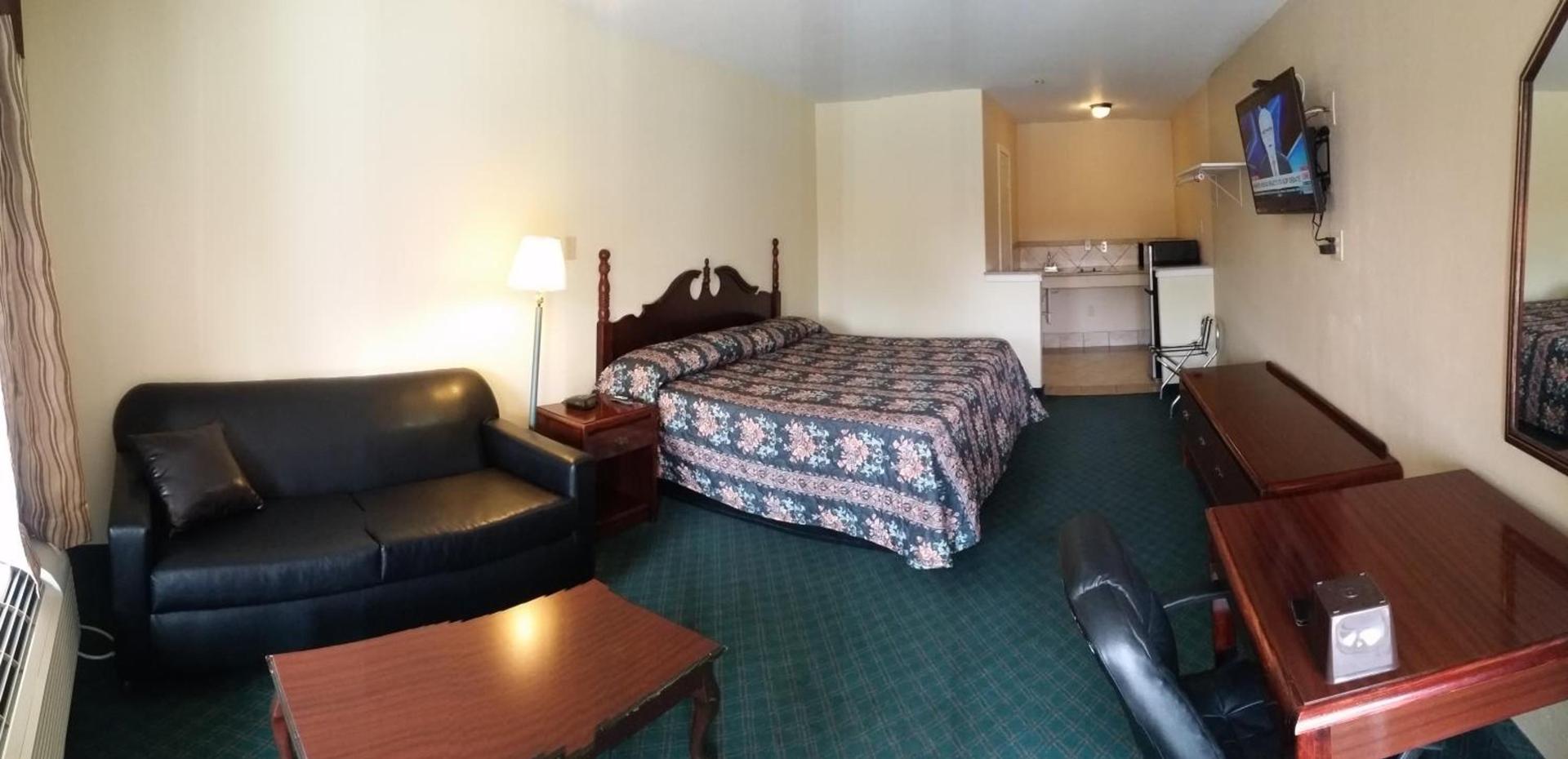 Residents Suites Liberty photo 14