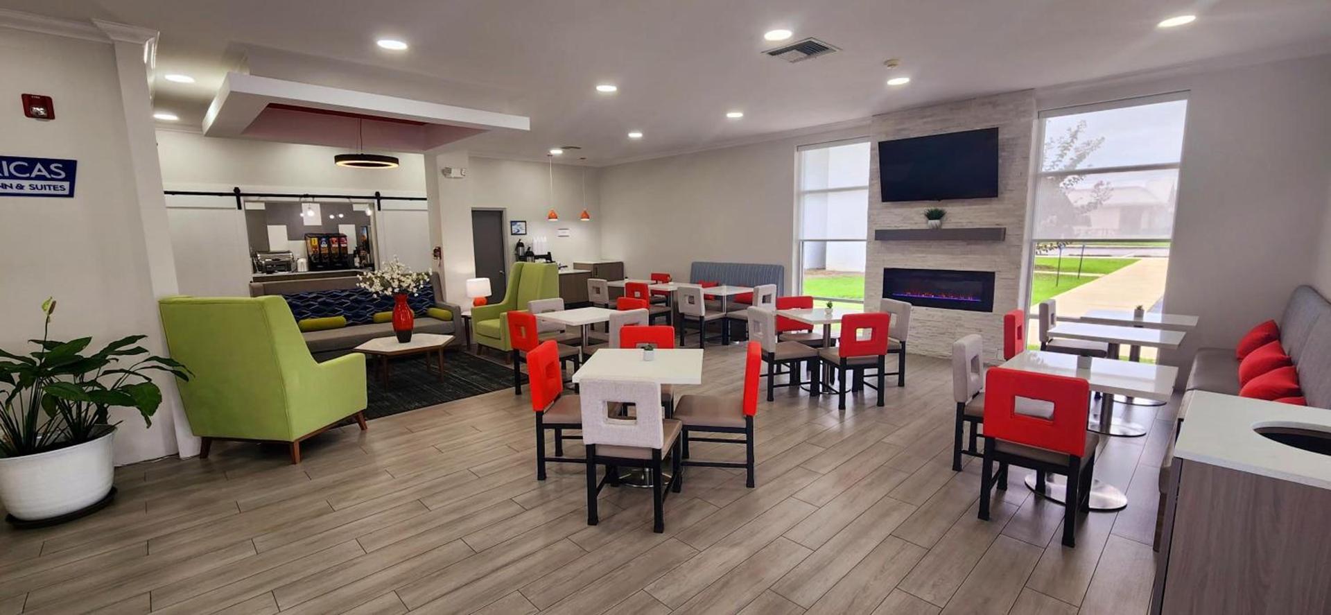 Americas Best Value Inn & Suites-Foley - Fully Renovated photo 39