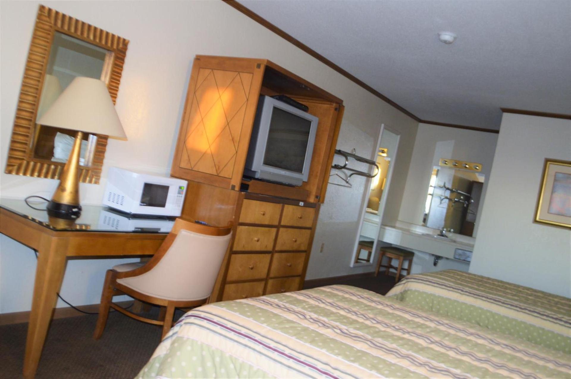 Night Inn photo 53