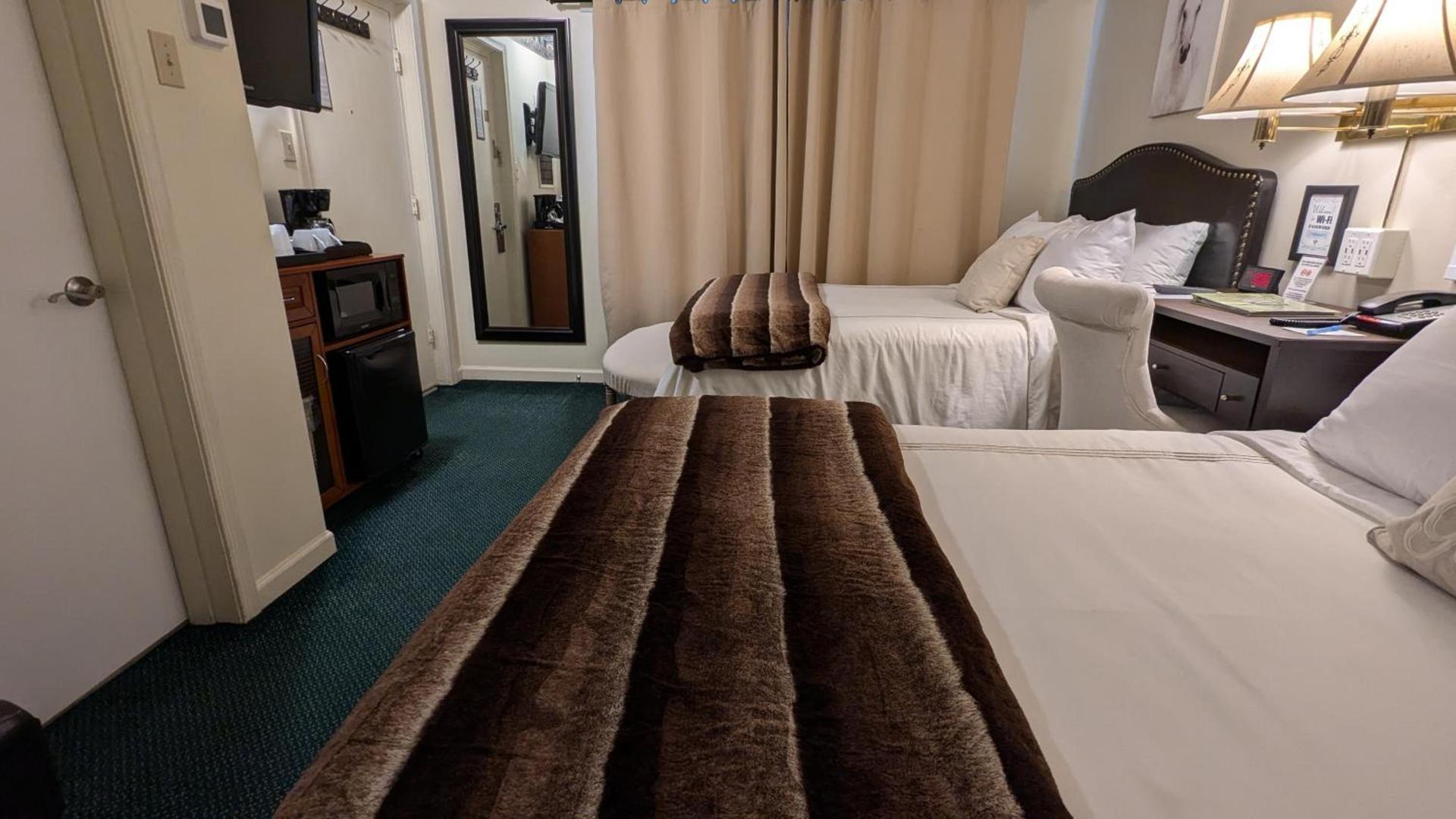 Amherst Inn - Virginia photo 8