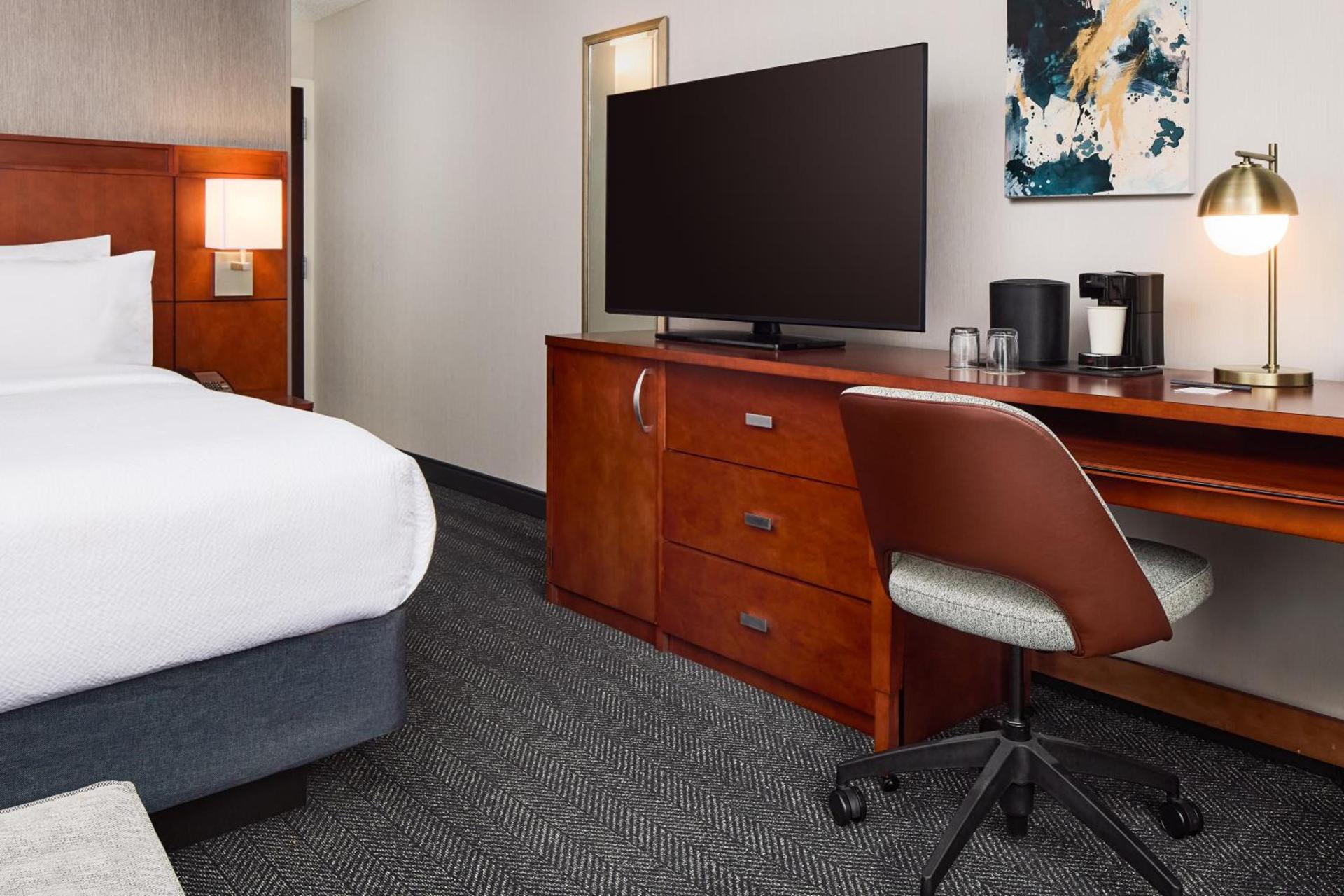 Courtyard by Marriott Fort Collins photo 17