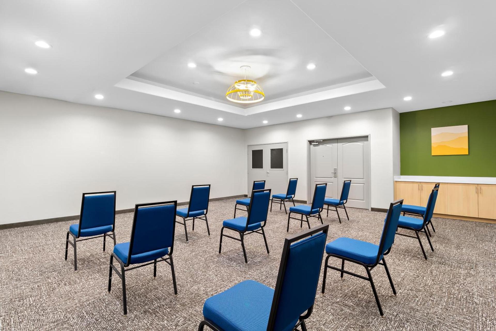 Spark By Hilton Missouri City photo 15