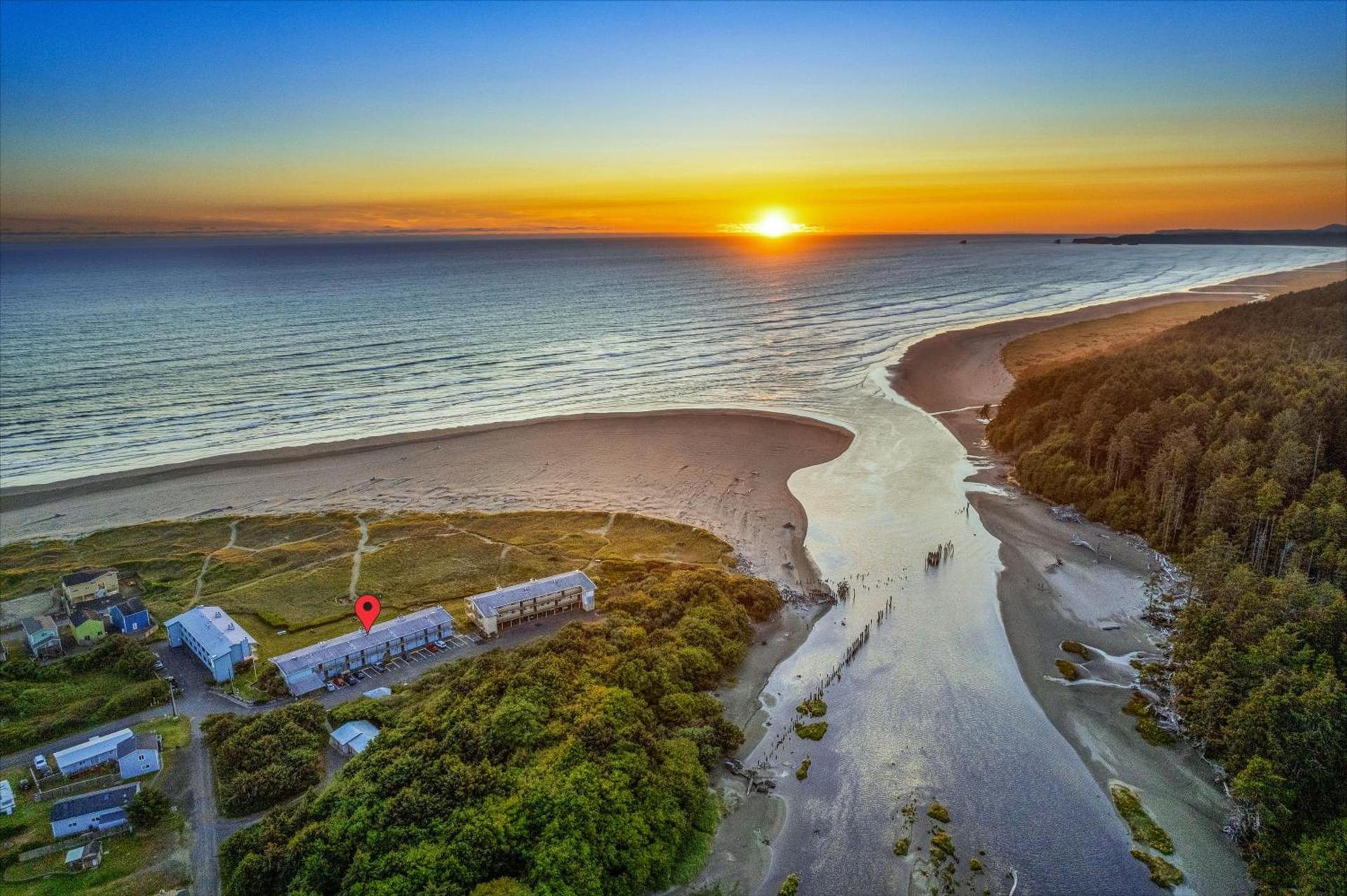 Hi-Tide Resort photo 4