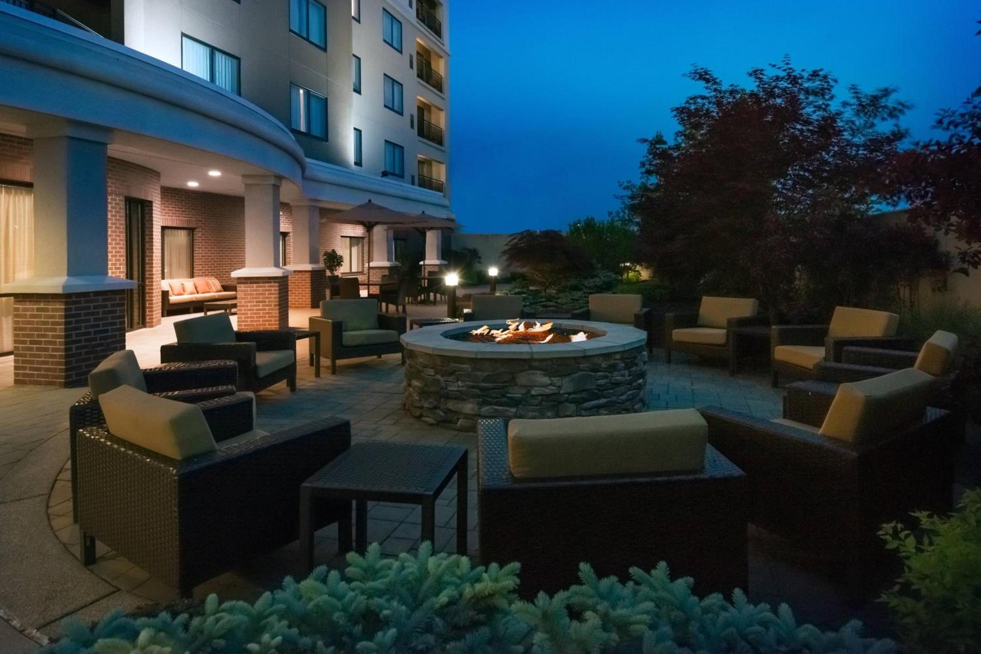 Courtyard by Marriott Buffalo Airport photo 31