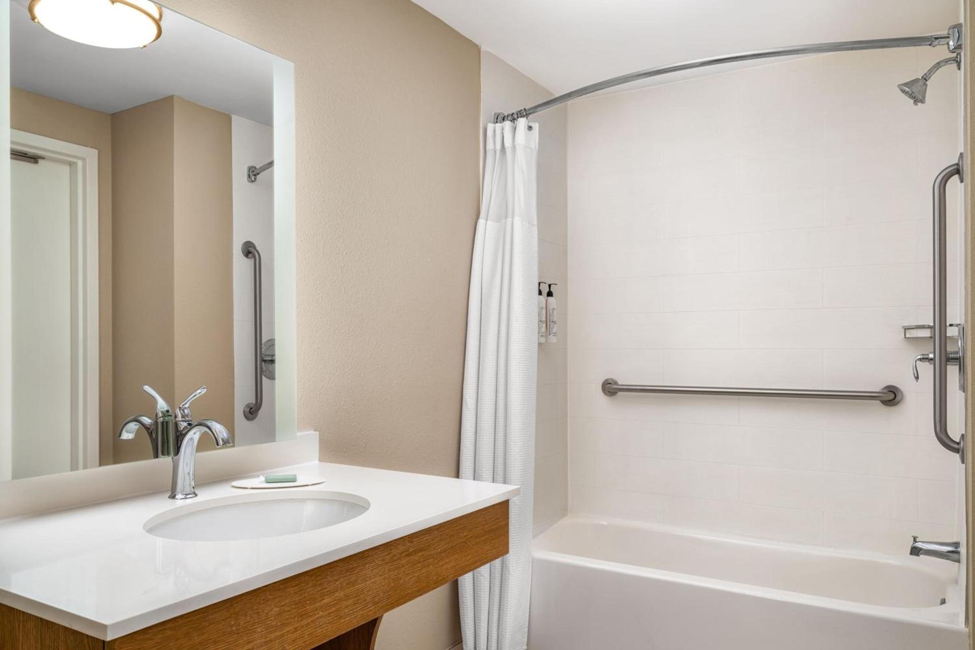SpringHill Suites Sarasota Bradenton photo 29