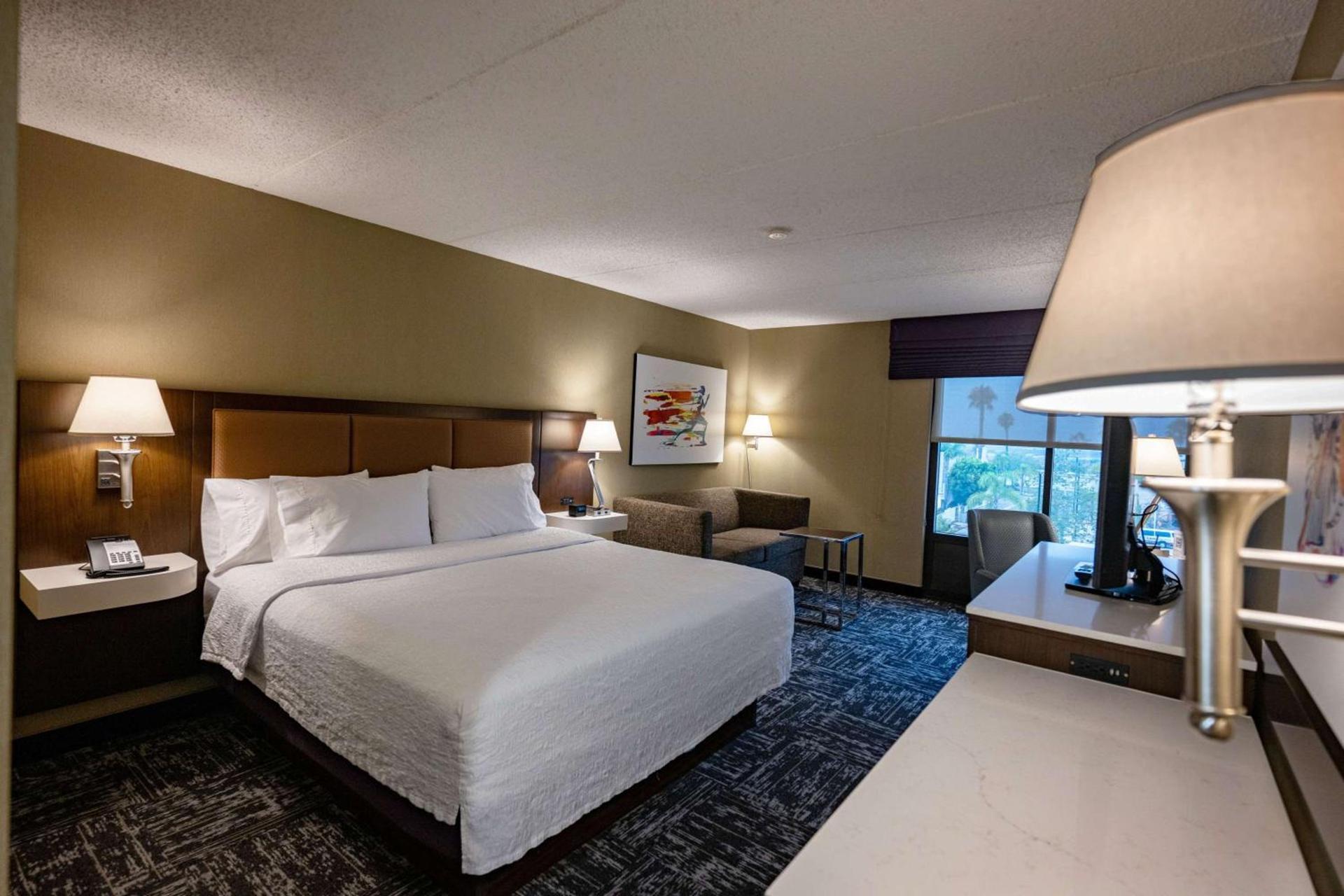 Hampton Inn by Hilton San Diego - Kearny Mesa photo 11