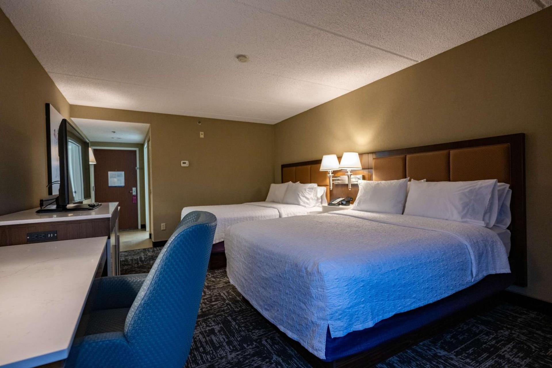 Hampton Inn by Hilton San Diego - Kearny Mesa photo 13