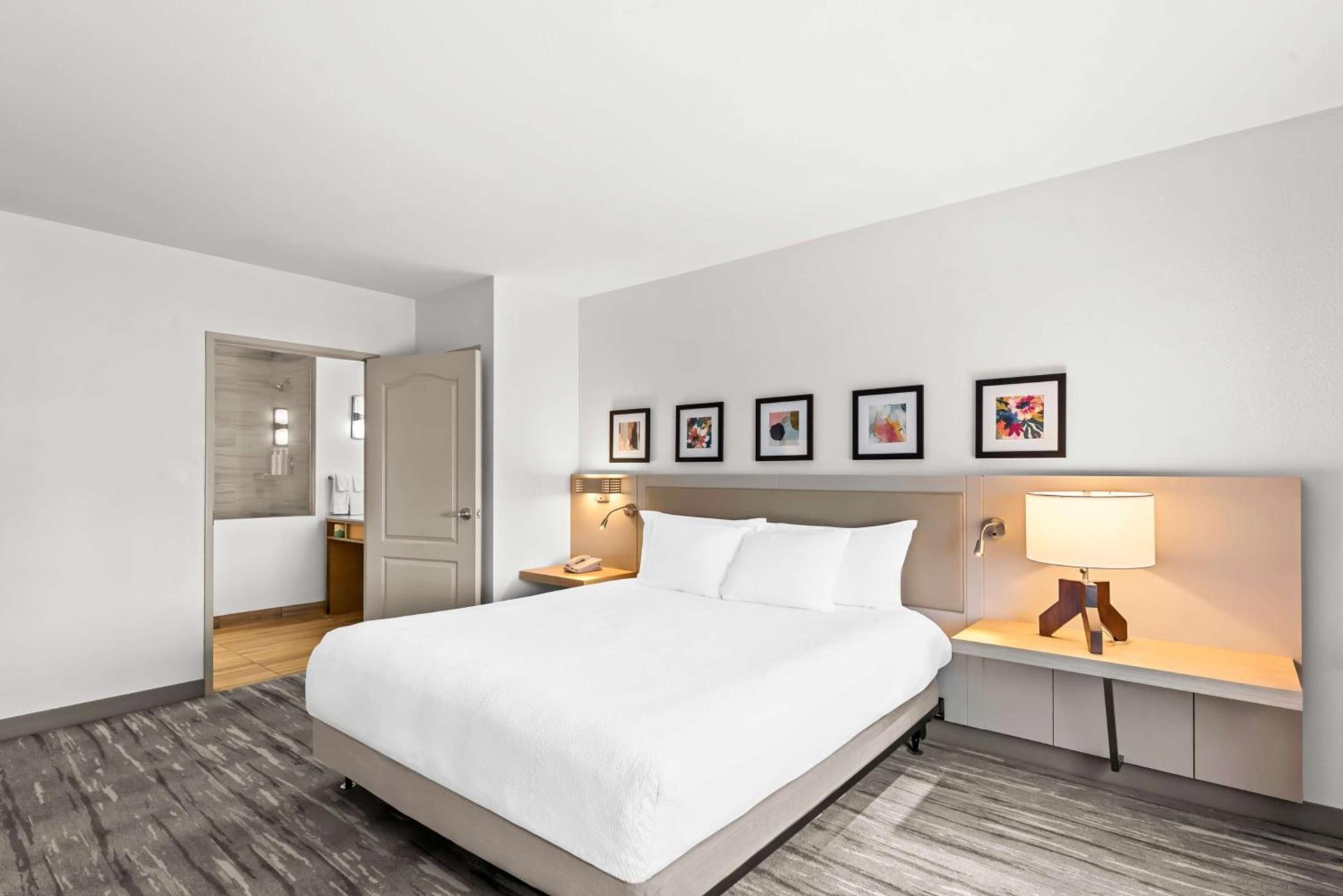 Hilton Garden Inn Seattle North/Everett photo 38