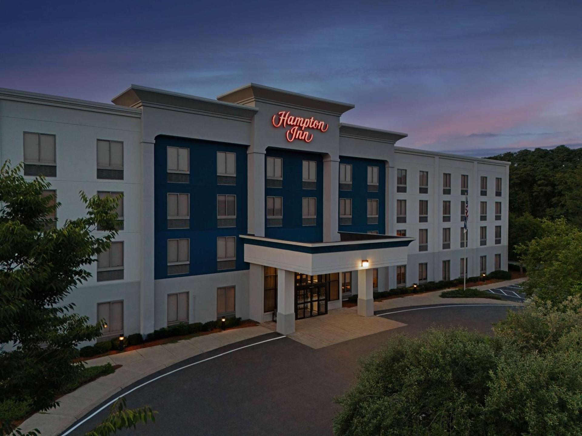 Hampton Inn Haverhill photo 2