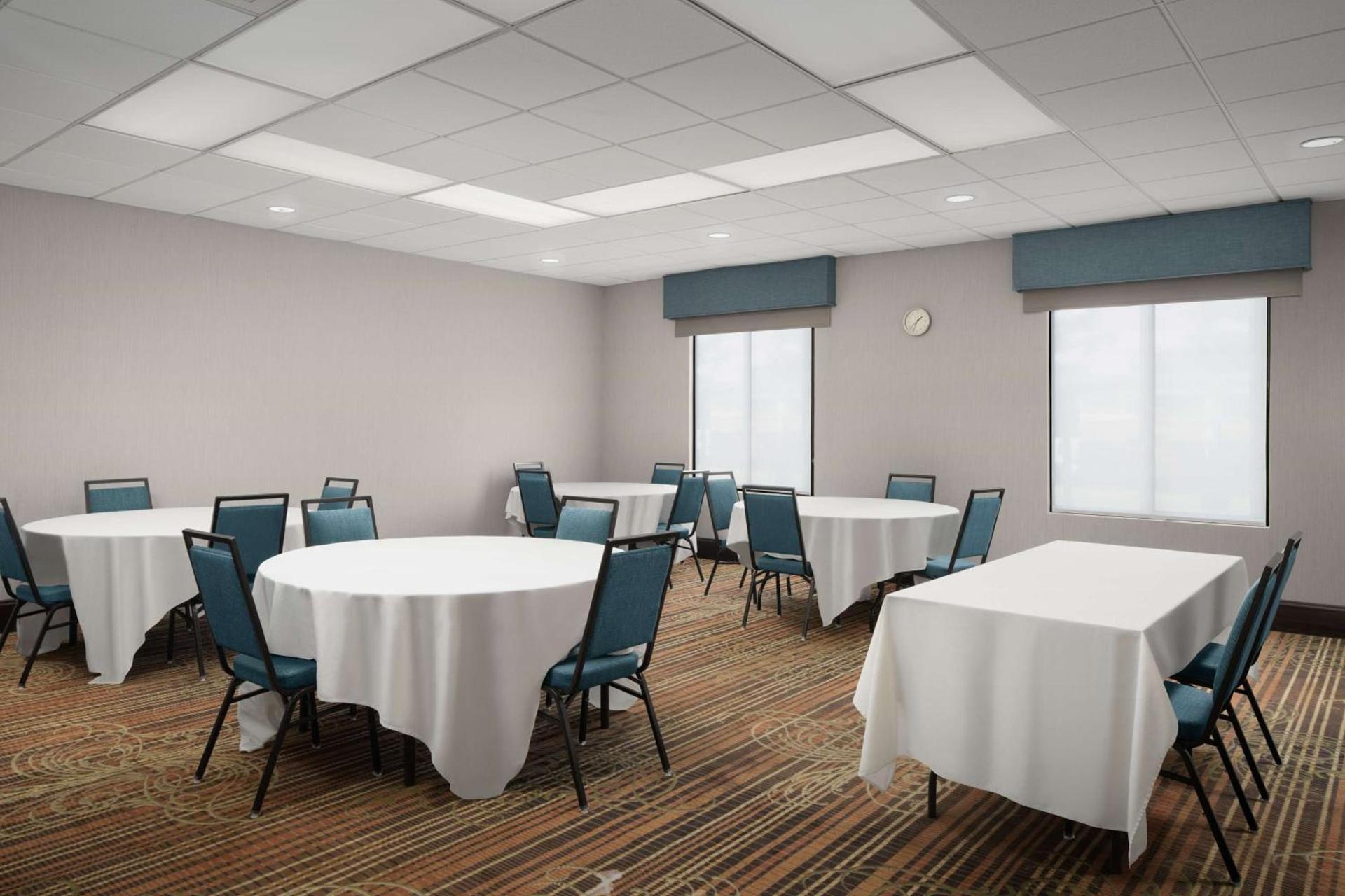 Hampton Inn Haverhill photo 27