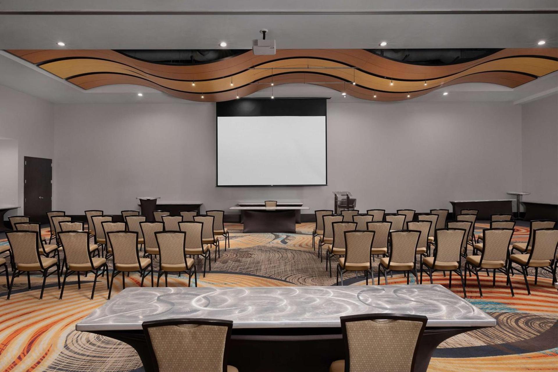 Embassy Suites by Hilton Knoxville West photo 21