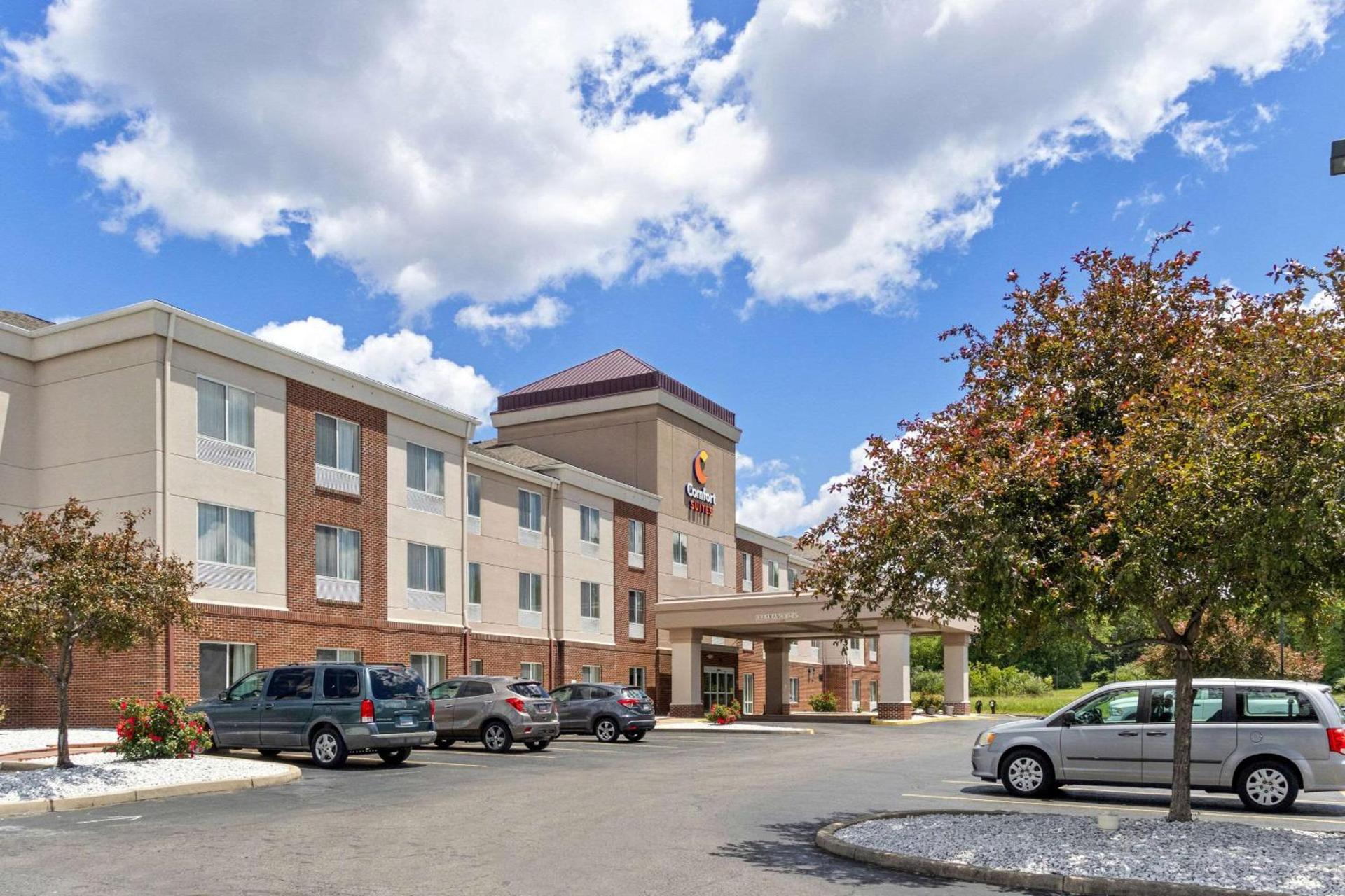 Comfort Suites photo 3