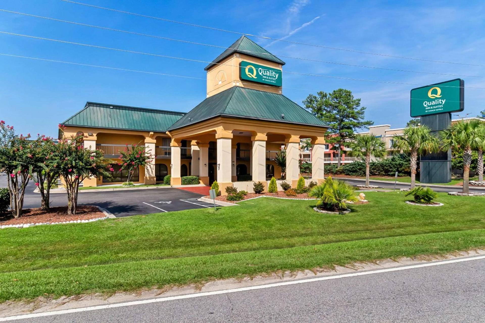 Quality Inn & Suites Florence Civic Center photo 1