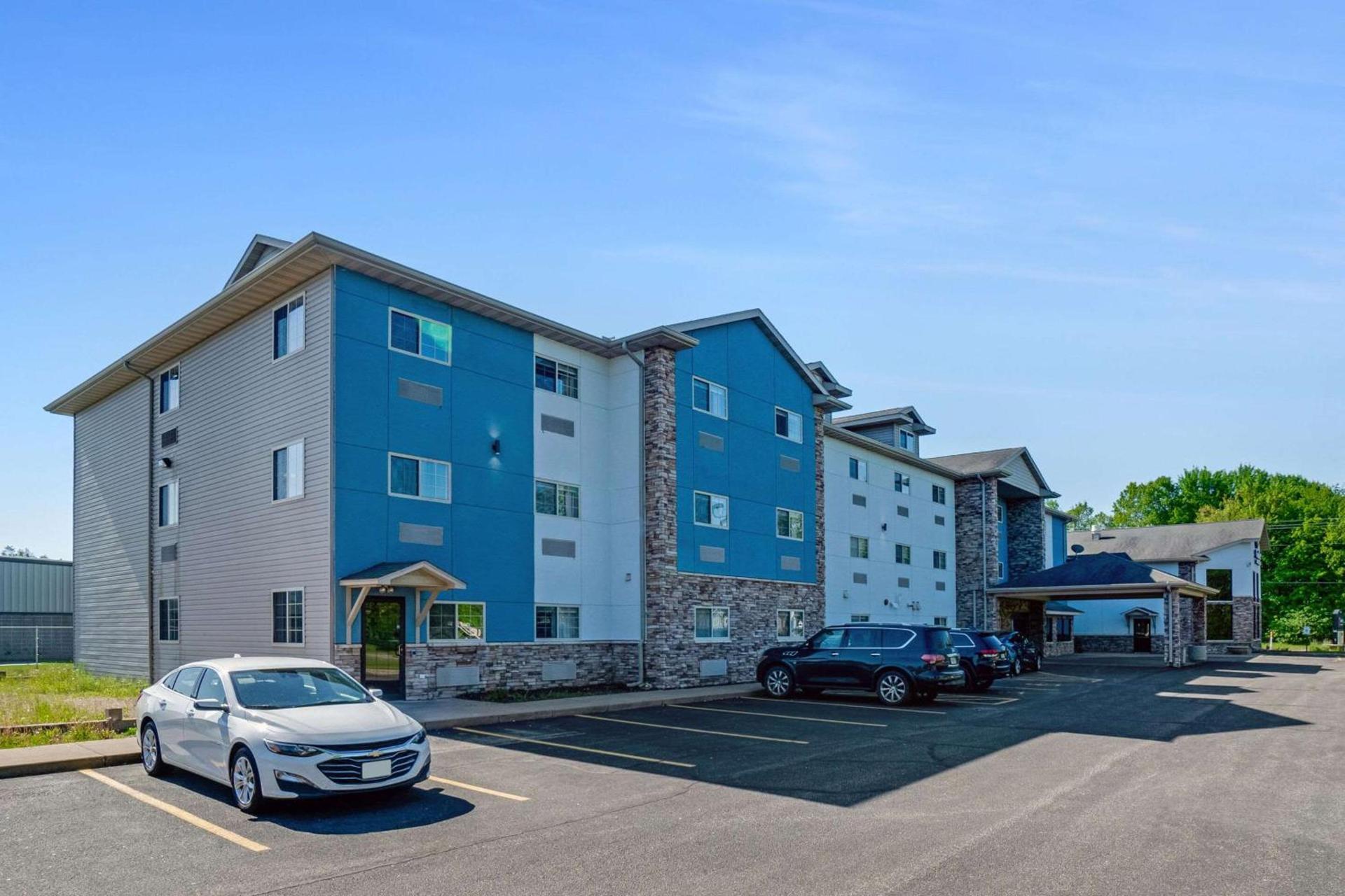 Comfort Inn & Suites Weston - Wausau photo 2