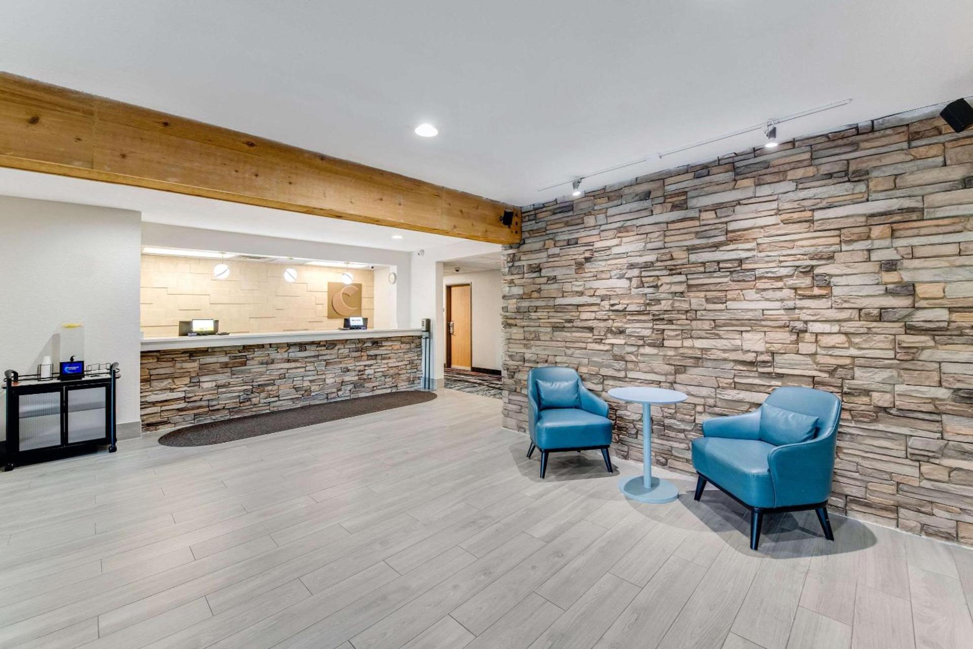 Comfort Inn & Suites Weston - Wausau photo 9
