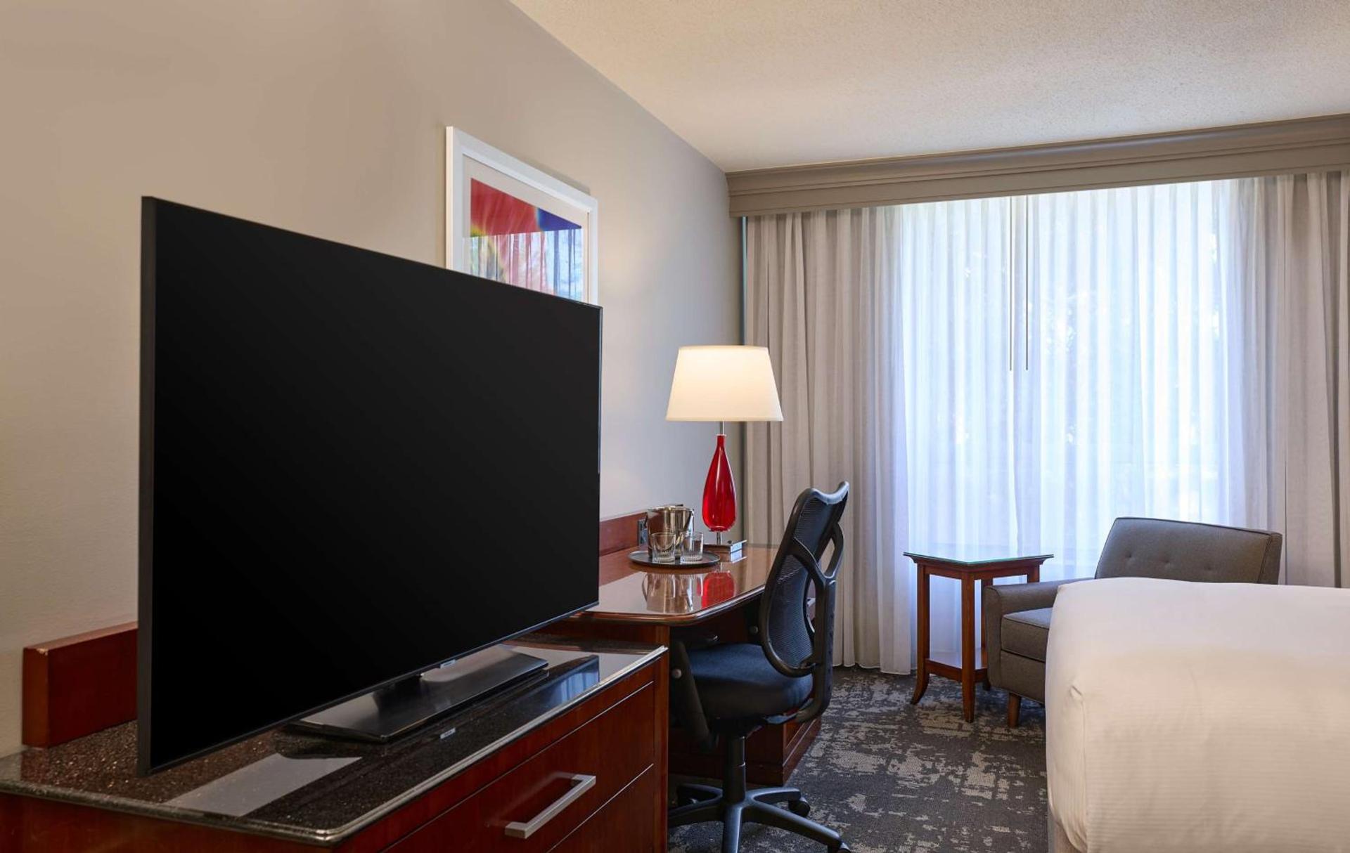 DoubleTree by Hilton Minneapolis Airport, MN photo 17