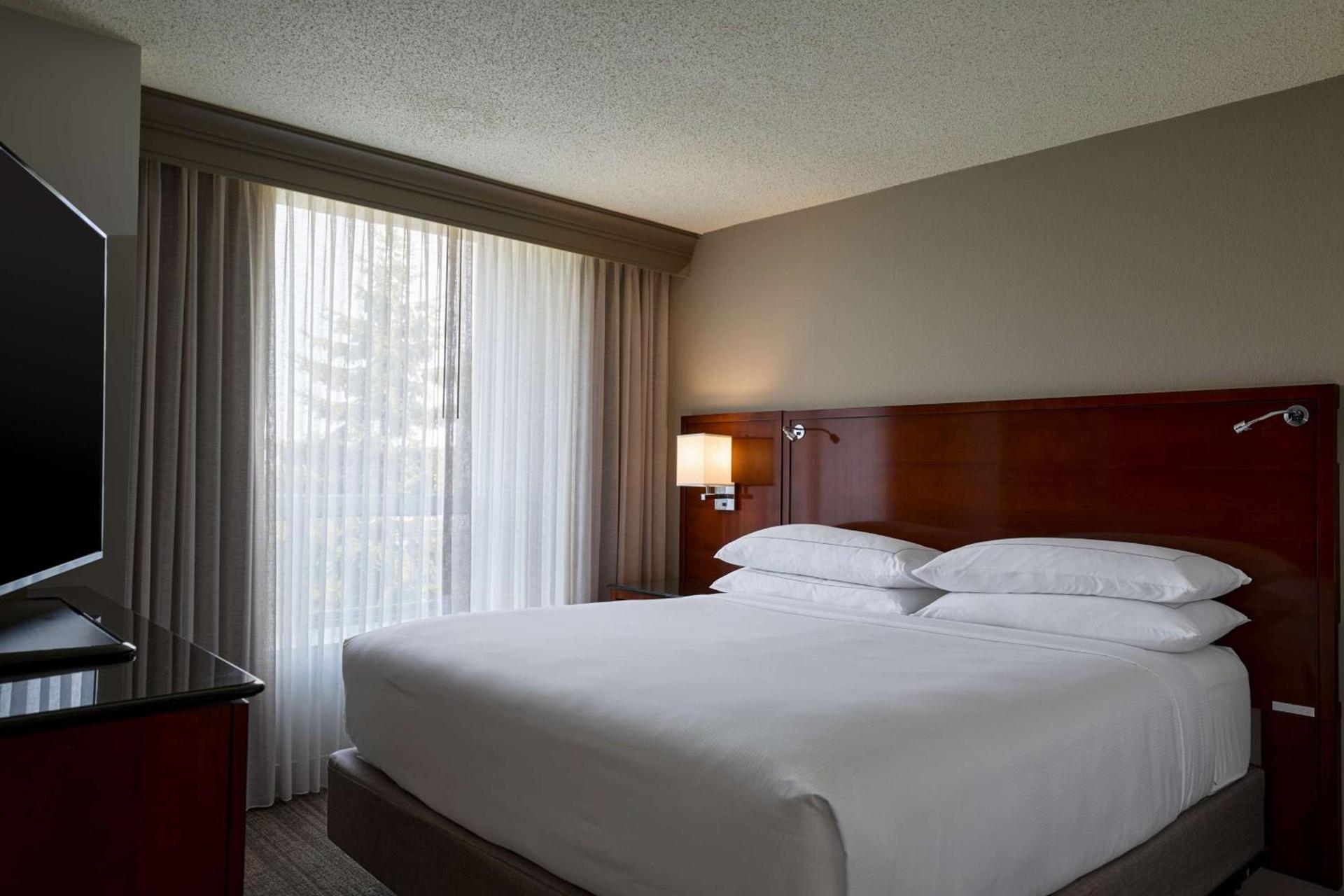 DoubleTree by Hilton Minneapolis Airport, MN photo 21
