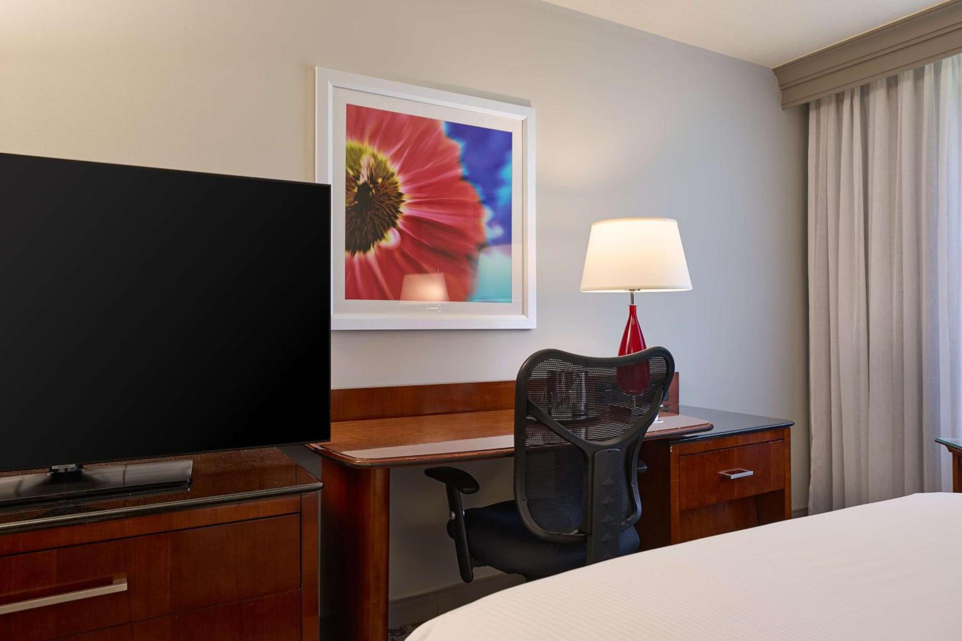 DoubleTree by Hilton Minneapolis Airport, MN photo 25