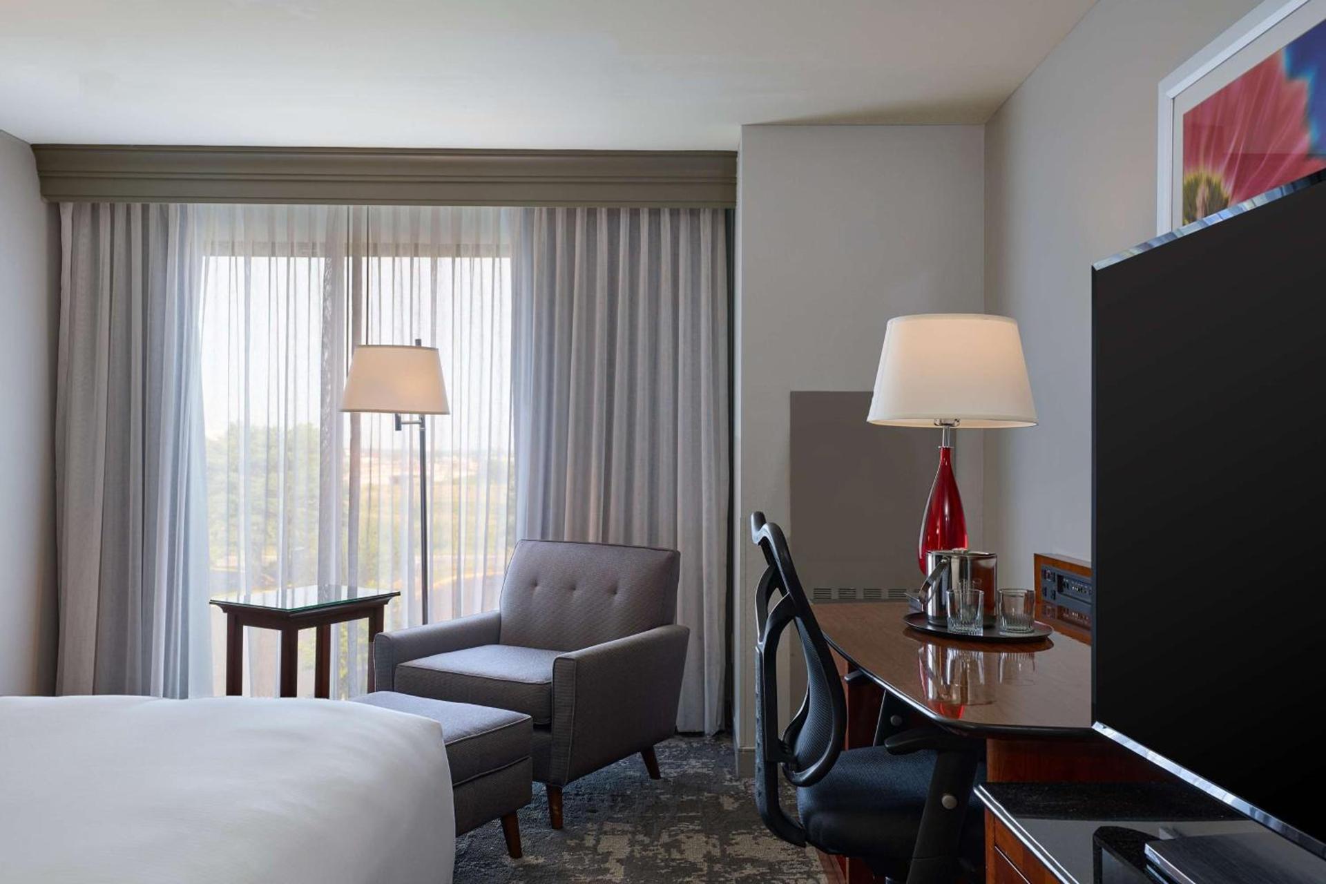 DoubleTree by Hilton Minneapolis Airport, MN photo 31