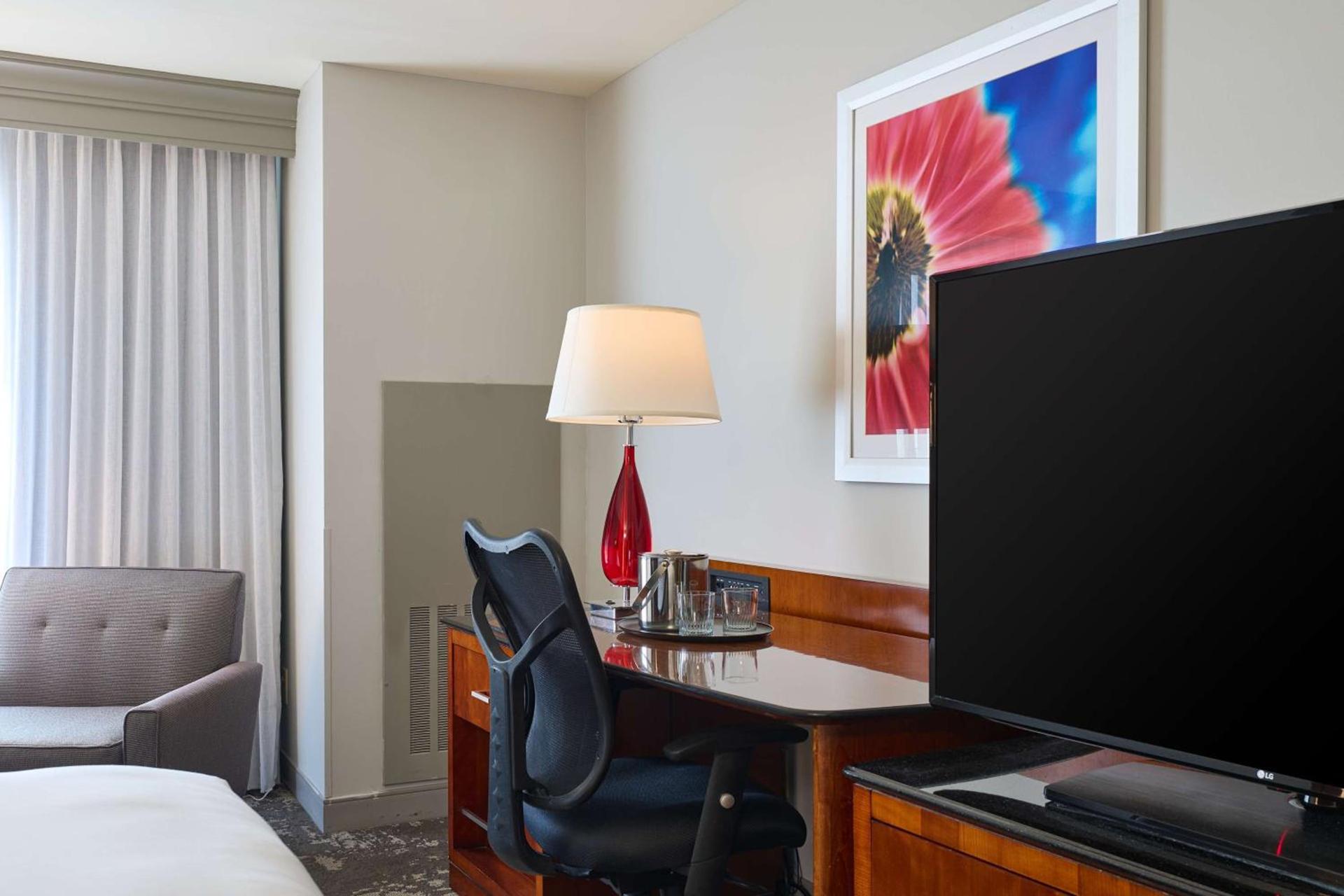 DoubleTree by Hilton Minneapolis Airport, MN photo 29