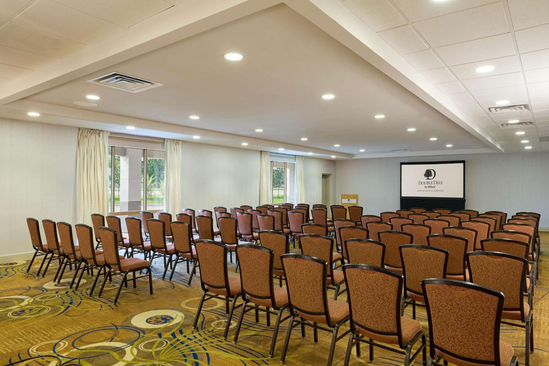 DoubleTree by Hilton Minneapolis Airport, MN photo 35