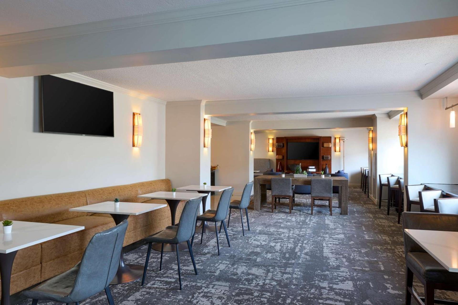 DoubleTree by Hilton Minneapolis Airport, MN photo 46