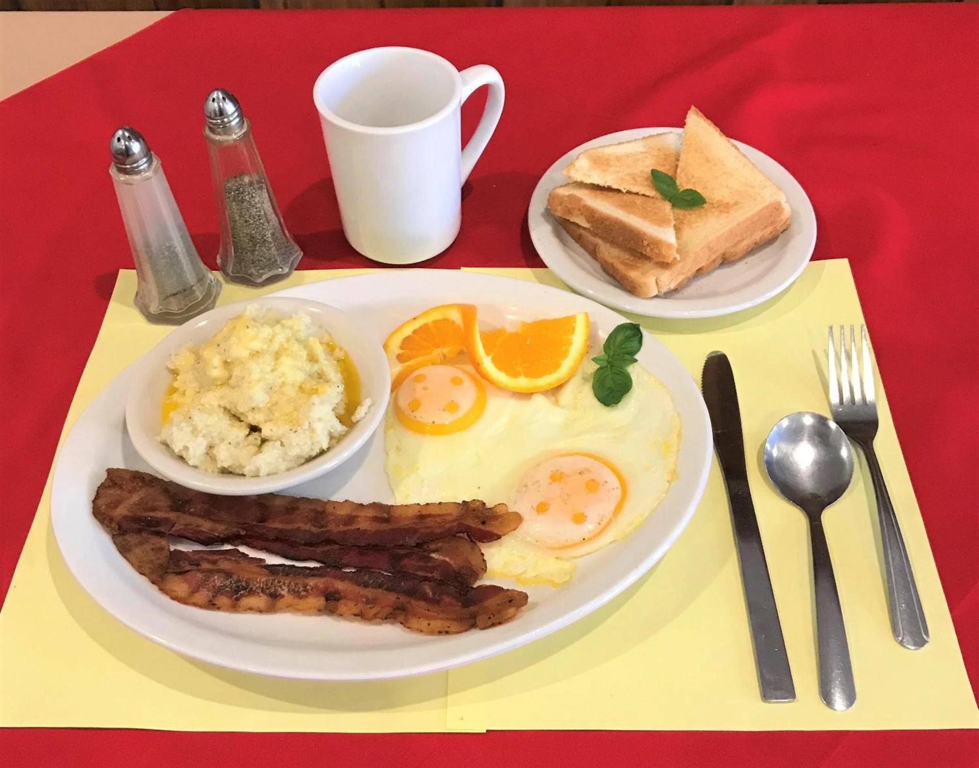 Best Western Crossroads Inn photo 10