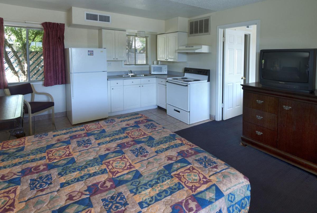 American Executive Inn Mesa photo 22