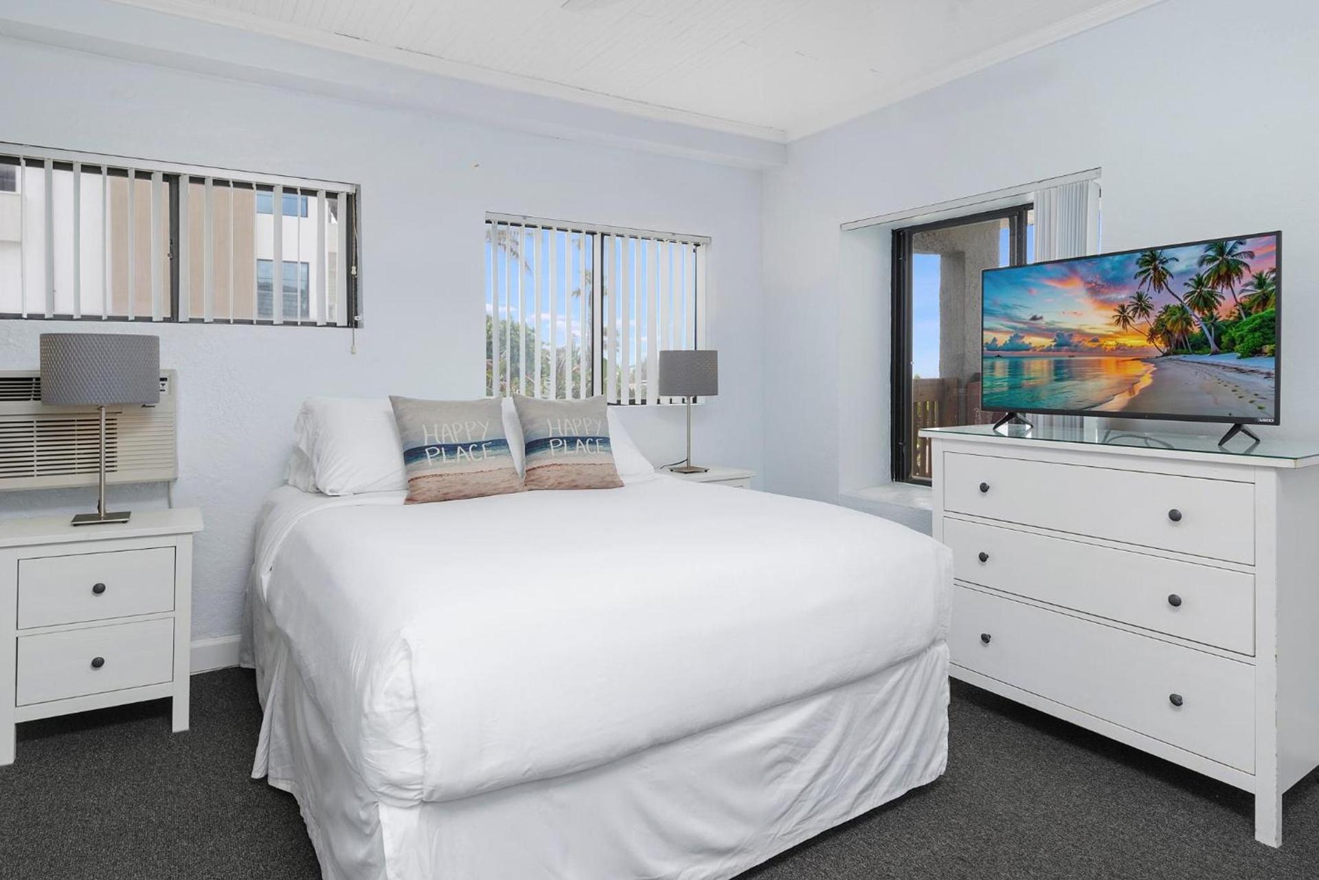 Sabal Palms Inn photo 39