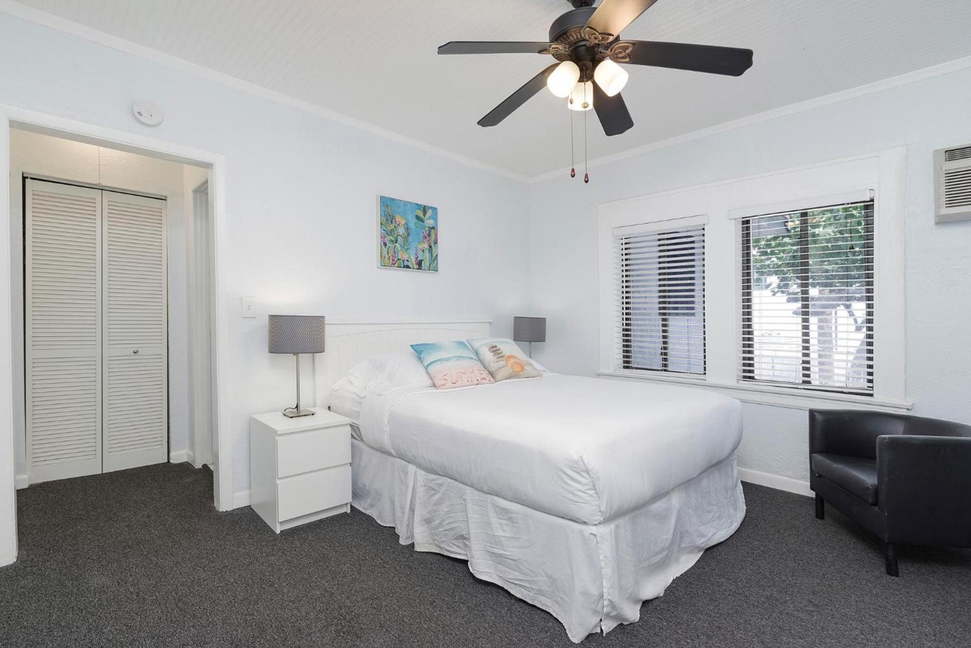 Sabal Palms Inn photo 11