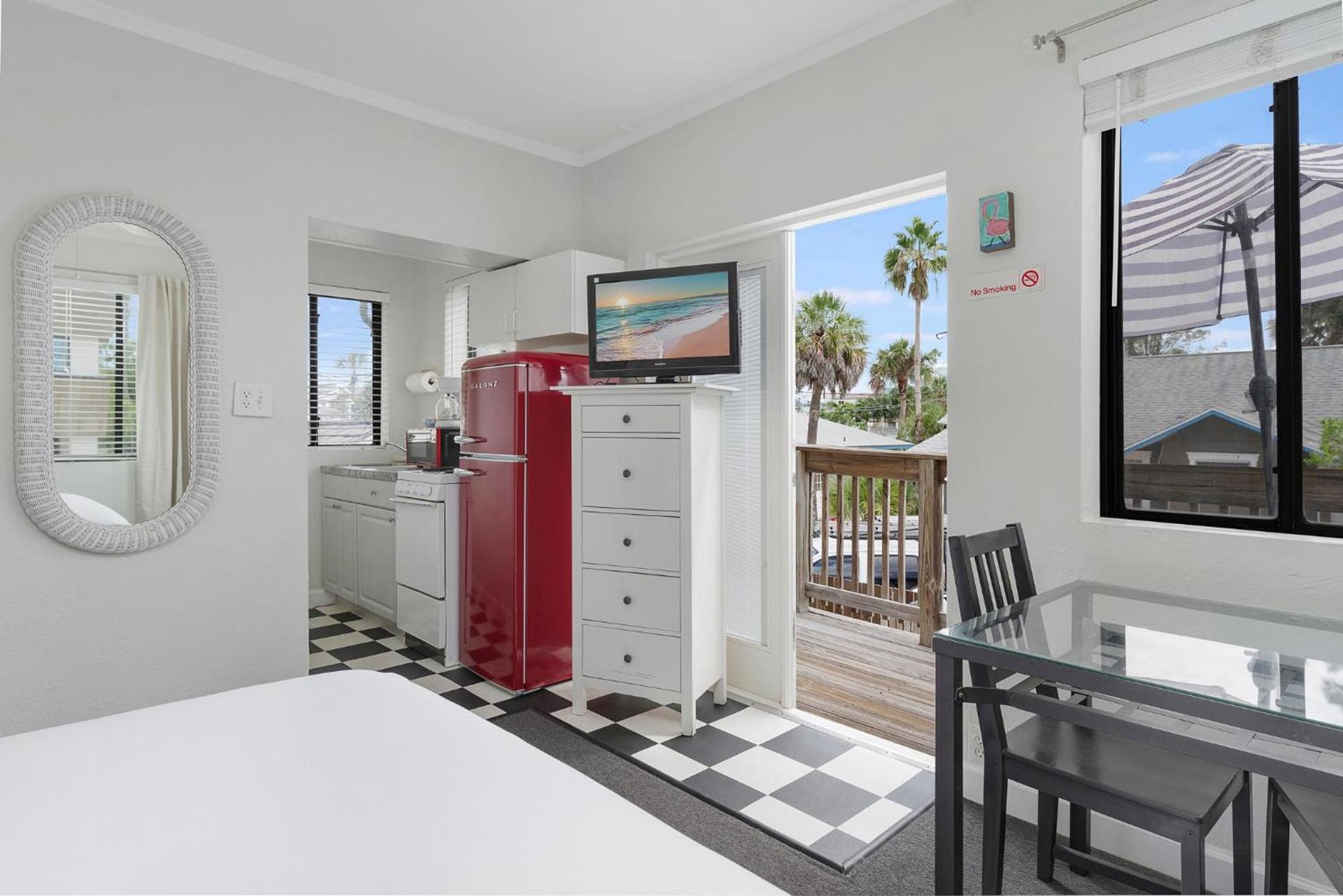Sabal Palms Inn photo 35