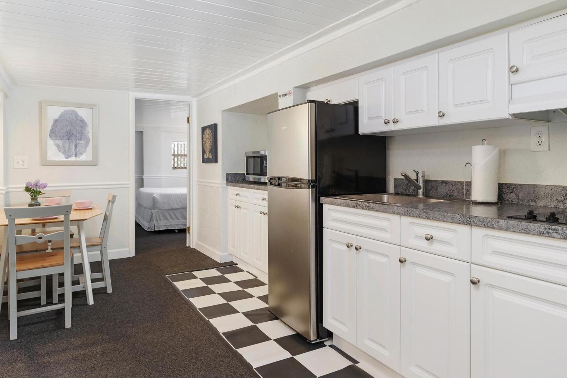 Sabal Palms Inn photo 5