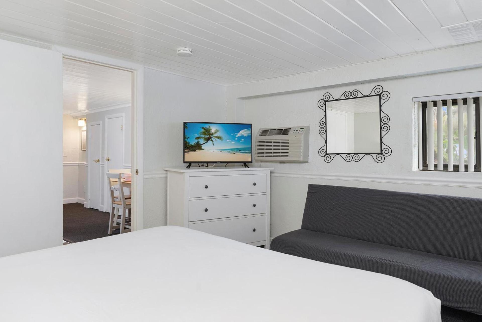 Sabal Palms Inn photo 10
