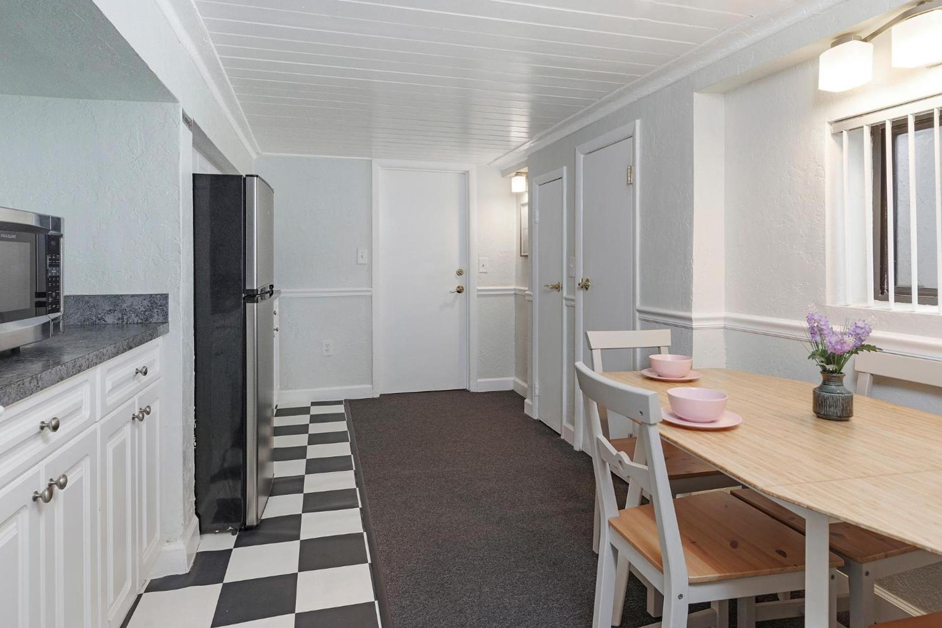 Sabal Palms Inn photo 25