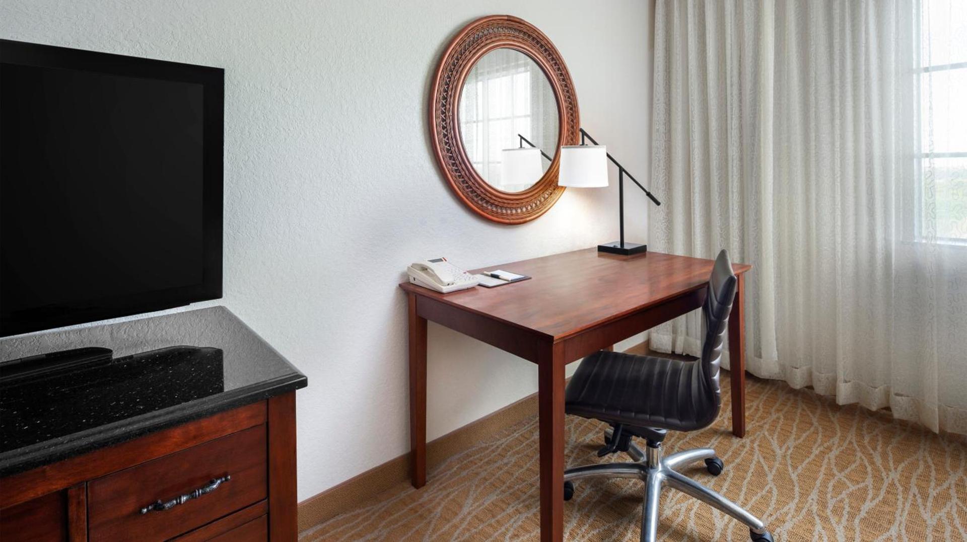 DoubleTree by Hilton Sunrise - Sawgrass Mills photo 9