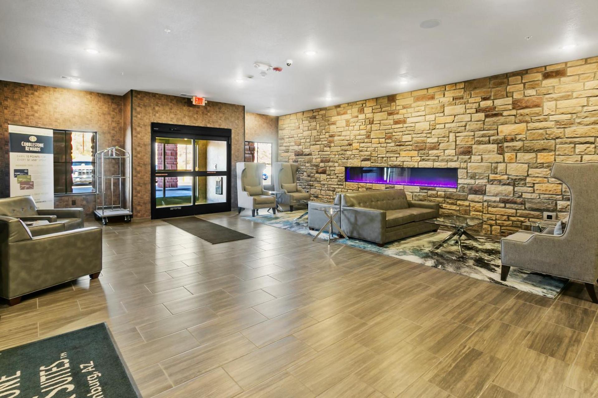 Cobblestone Hotel & Suites - Wickenburg photo 17