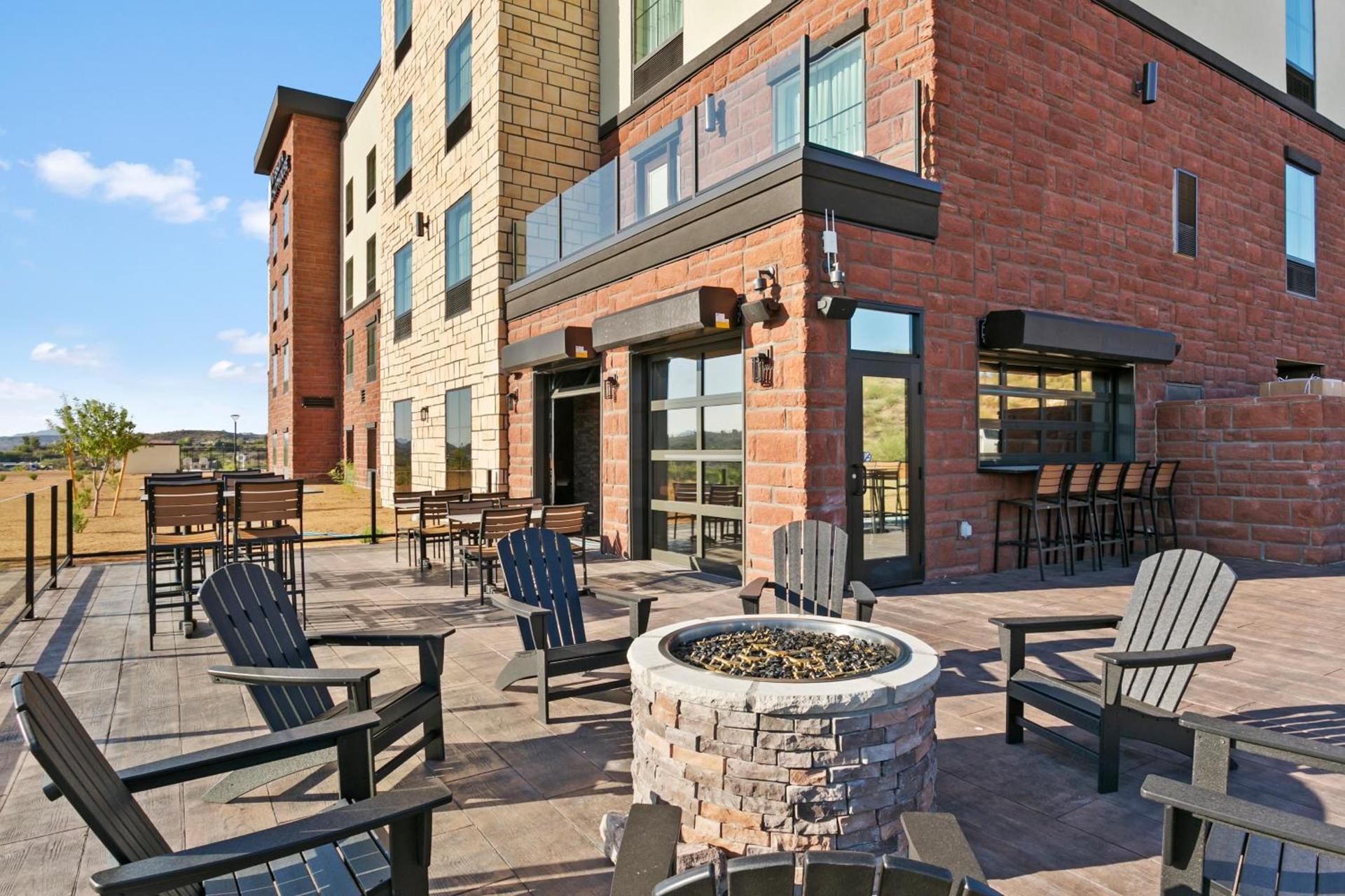 Cobblestone Hotel & Suites - Wickenburg photo 39