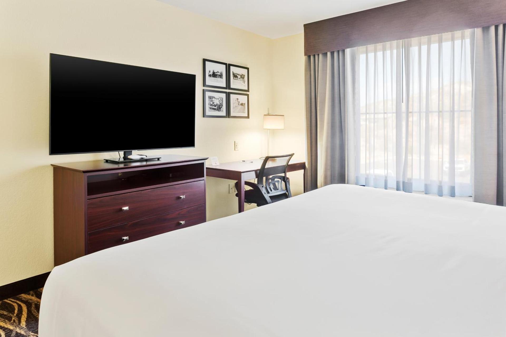 Cobblestone Hotel & Suites - Wickenburg photo 88