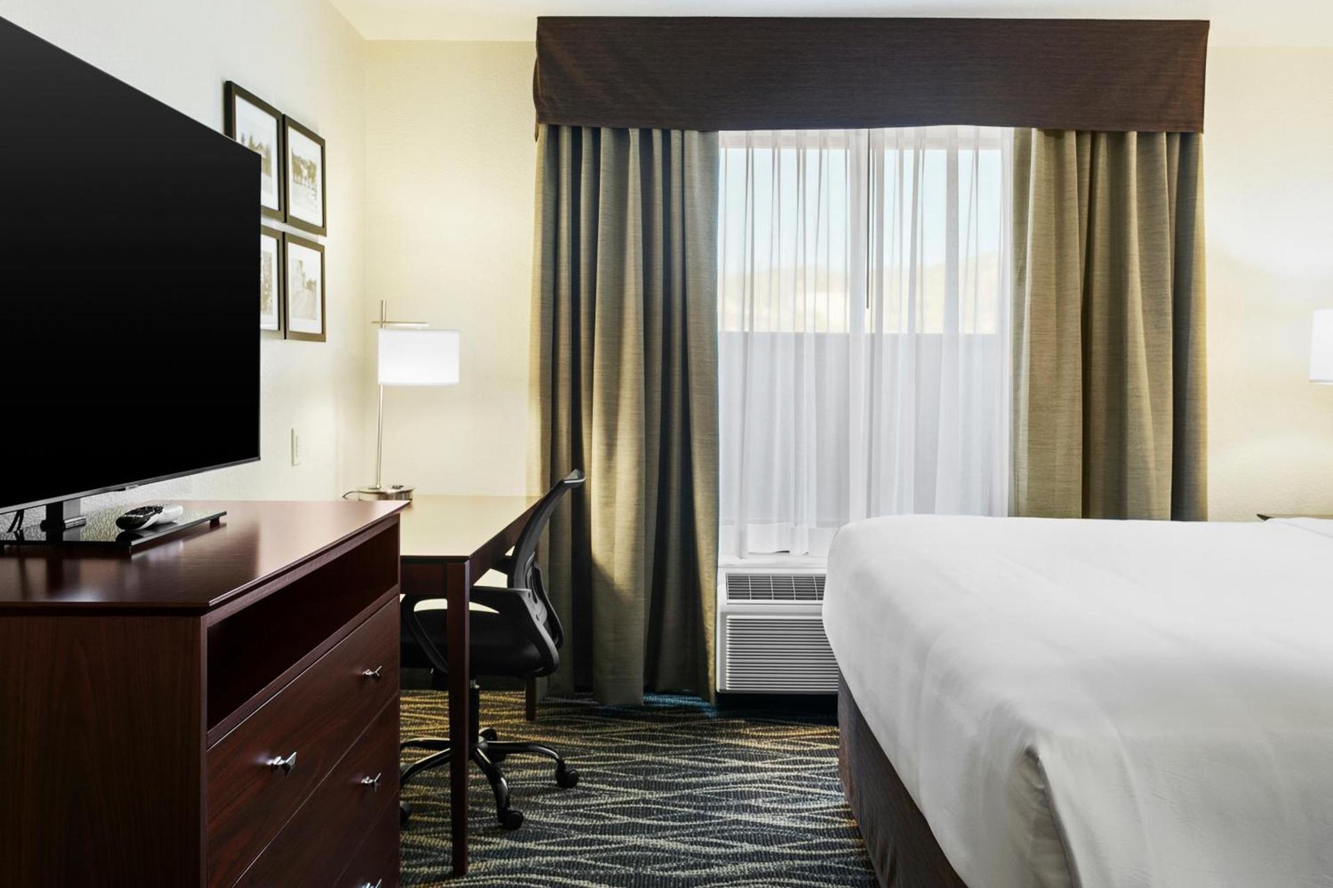 Cobblestone Hotel & Suites - Wickenburg photo 86