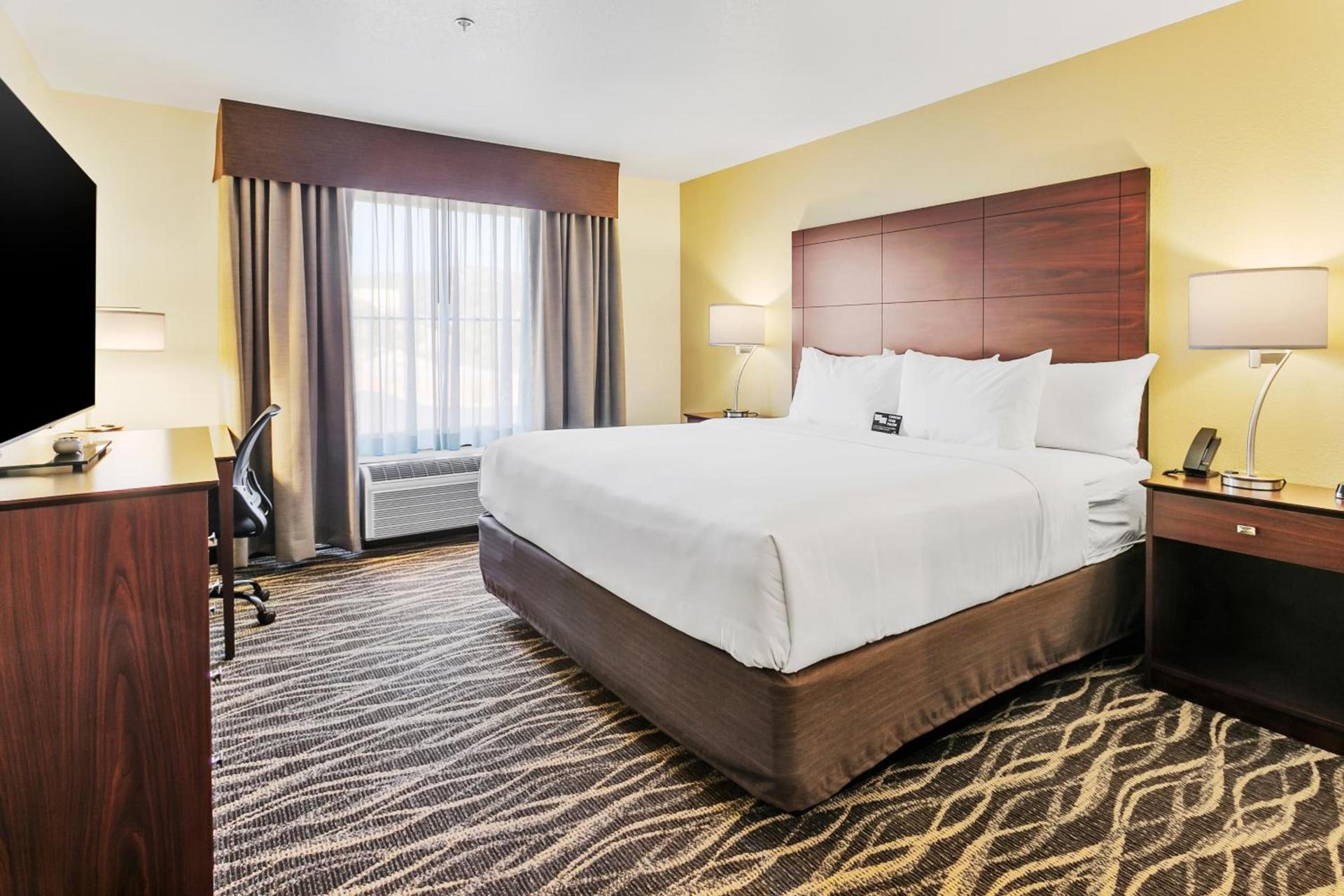 Cobblestone Hotel & Suites - Wickenburg photo 5