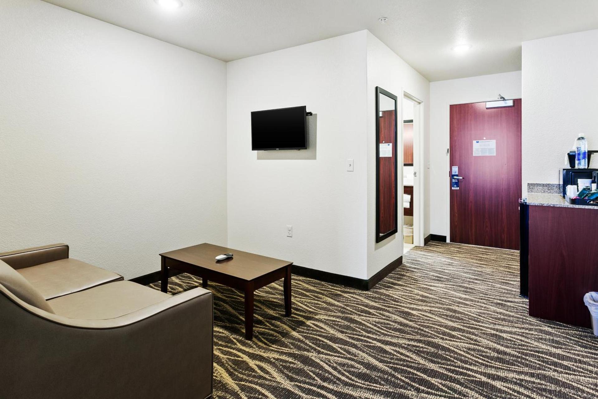 Cobblestone Hotel & Suites - Wickenburg photo 99