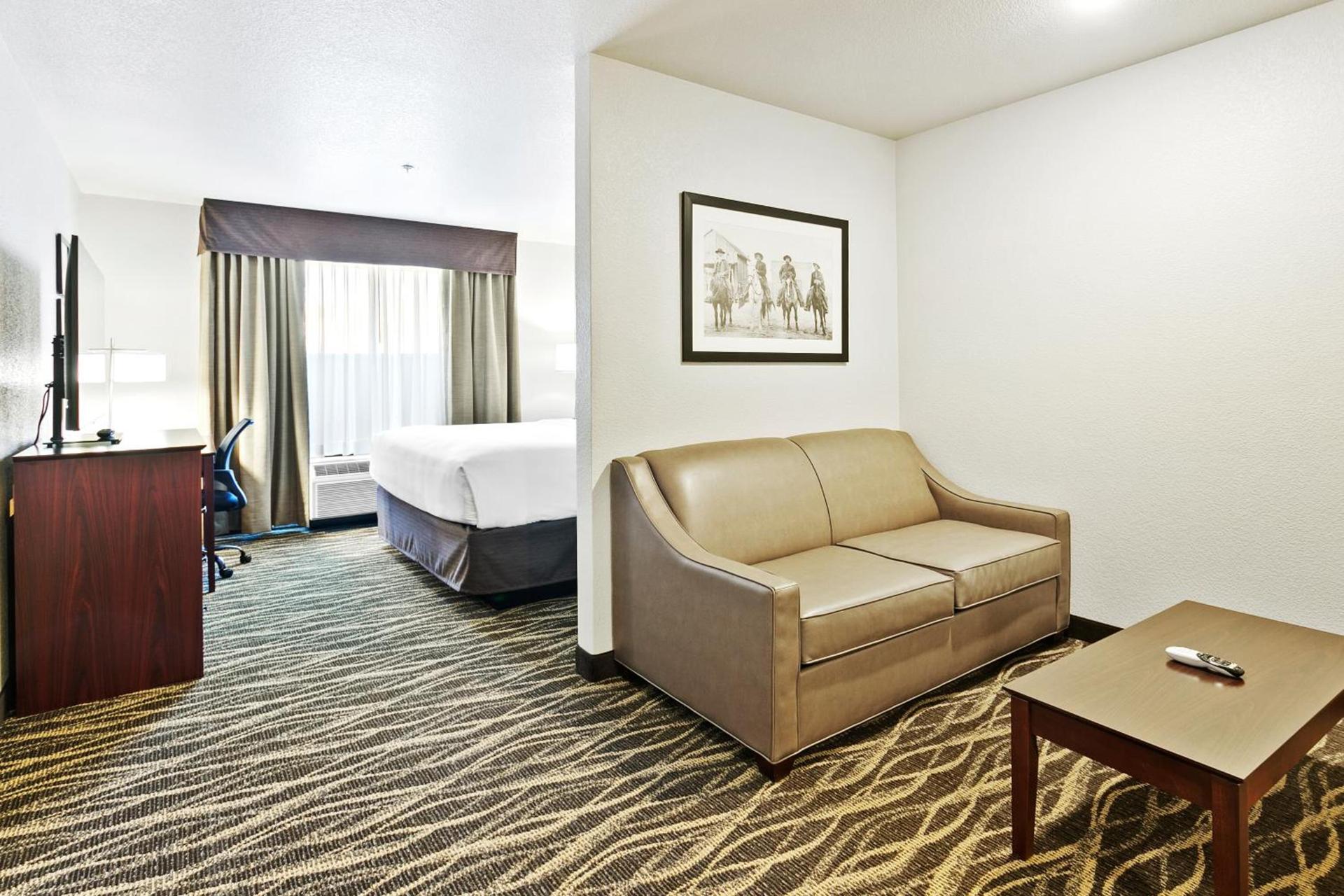 Cobblestone Hotel & Suites - Wickenburg photo 4