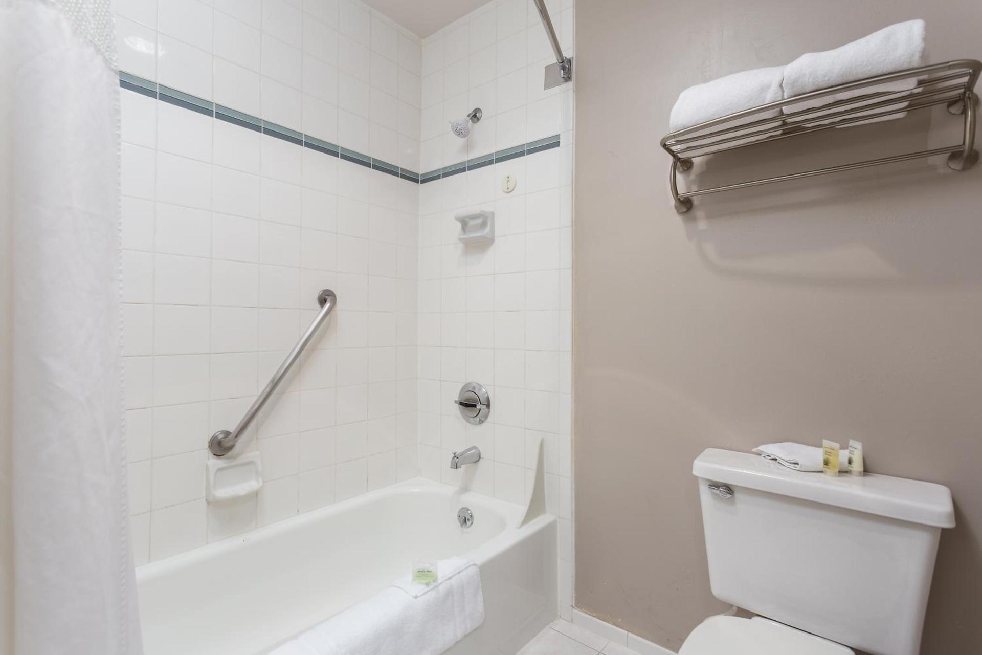 Yuma Inn & Suites photo 25