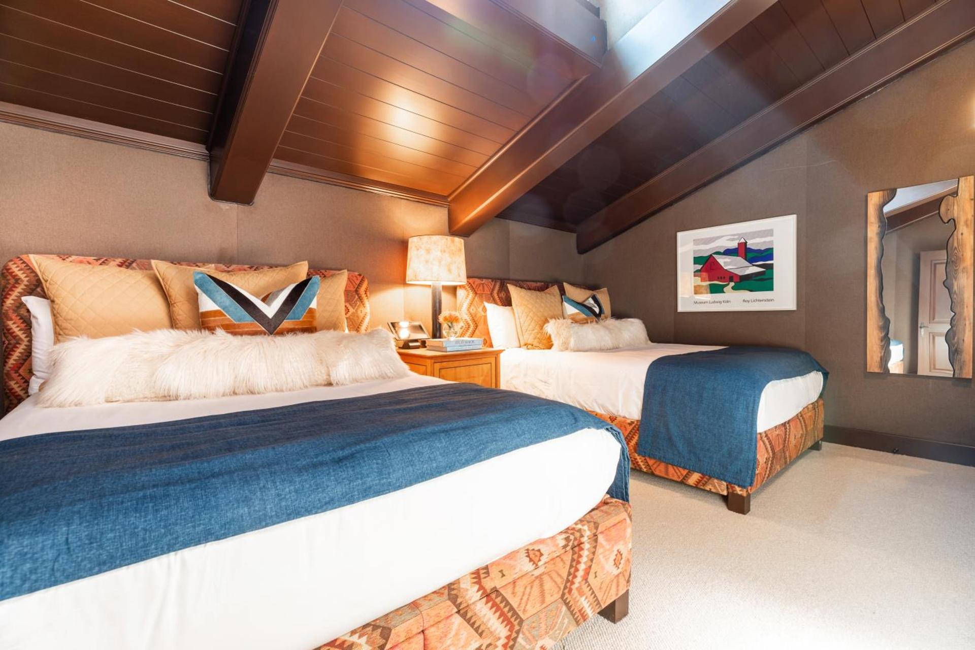 Lodge at Vail Condominiums photo 73