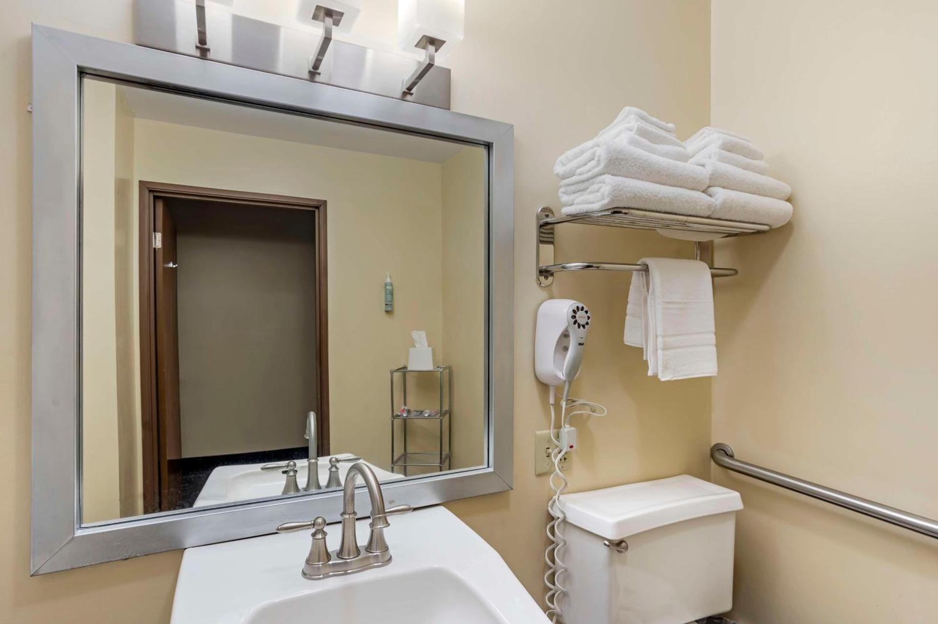 Best Western Monticello photo 26