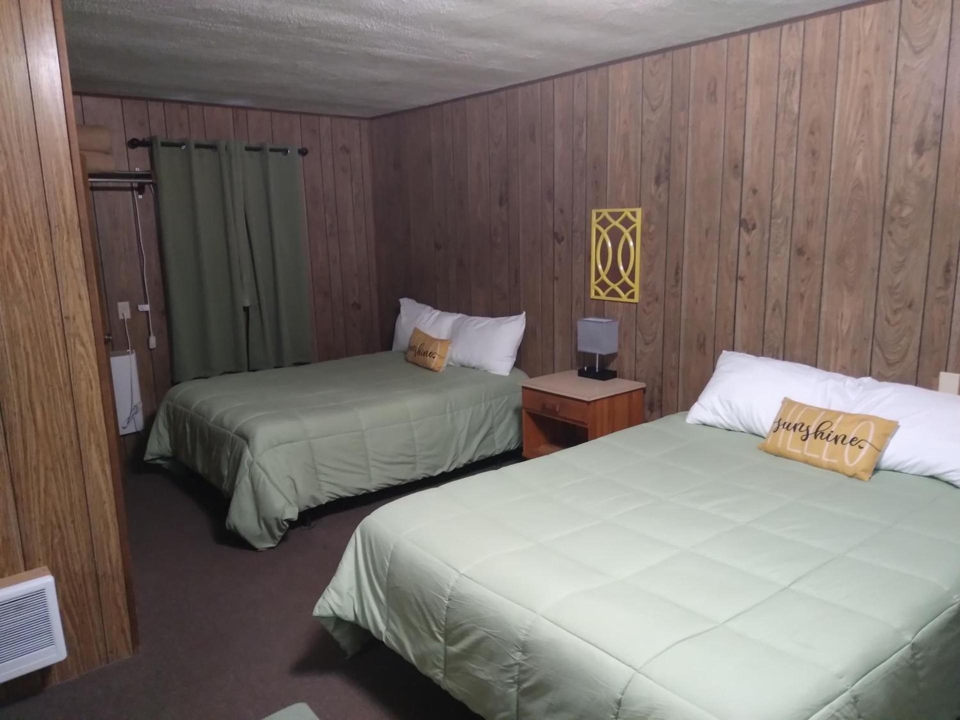 Crawford Motel photo 1