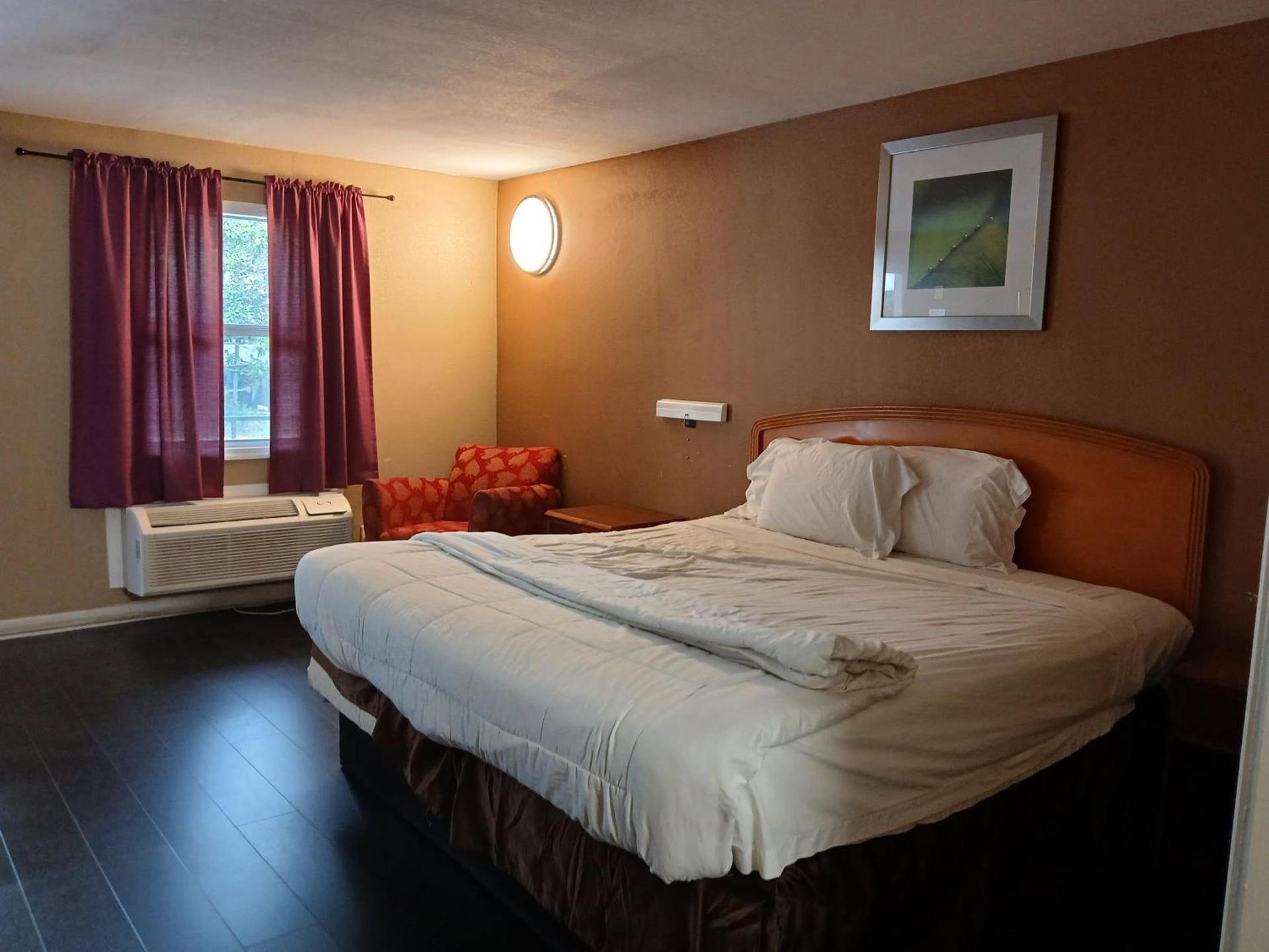 OYO Hotel Tallahassee Downtown photo 27