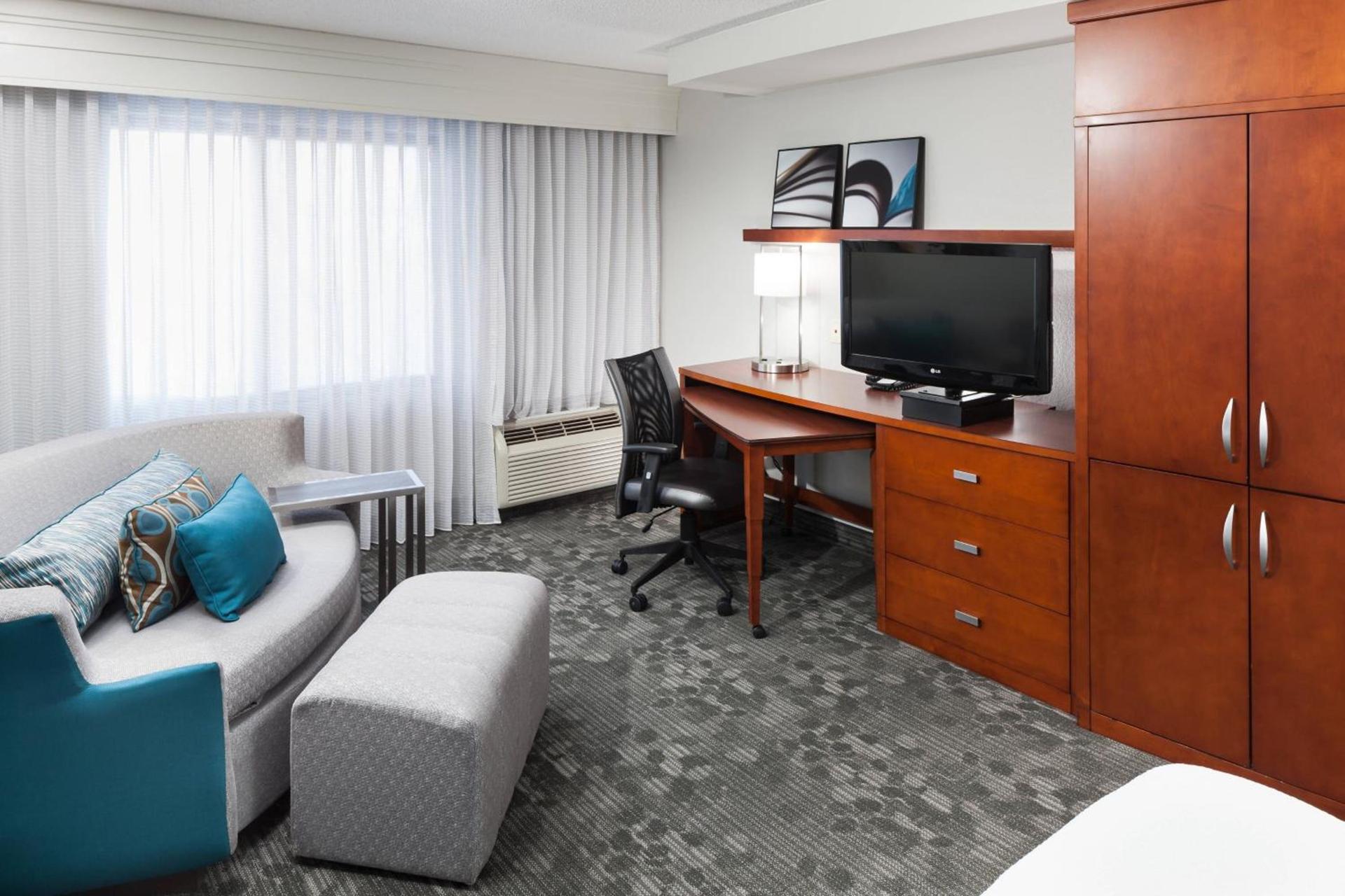 Courtyard by Marriott Hattiesburg photo 21