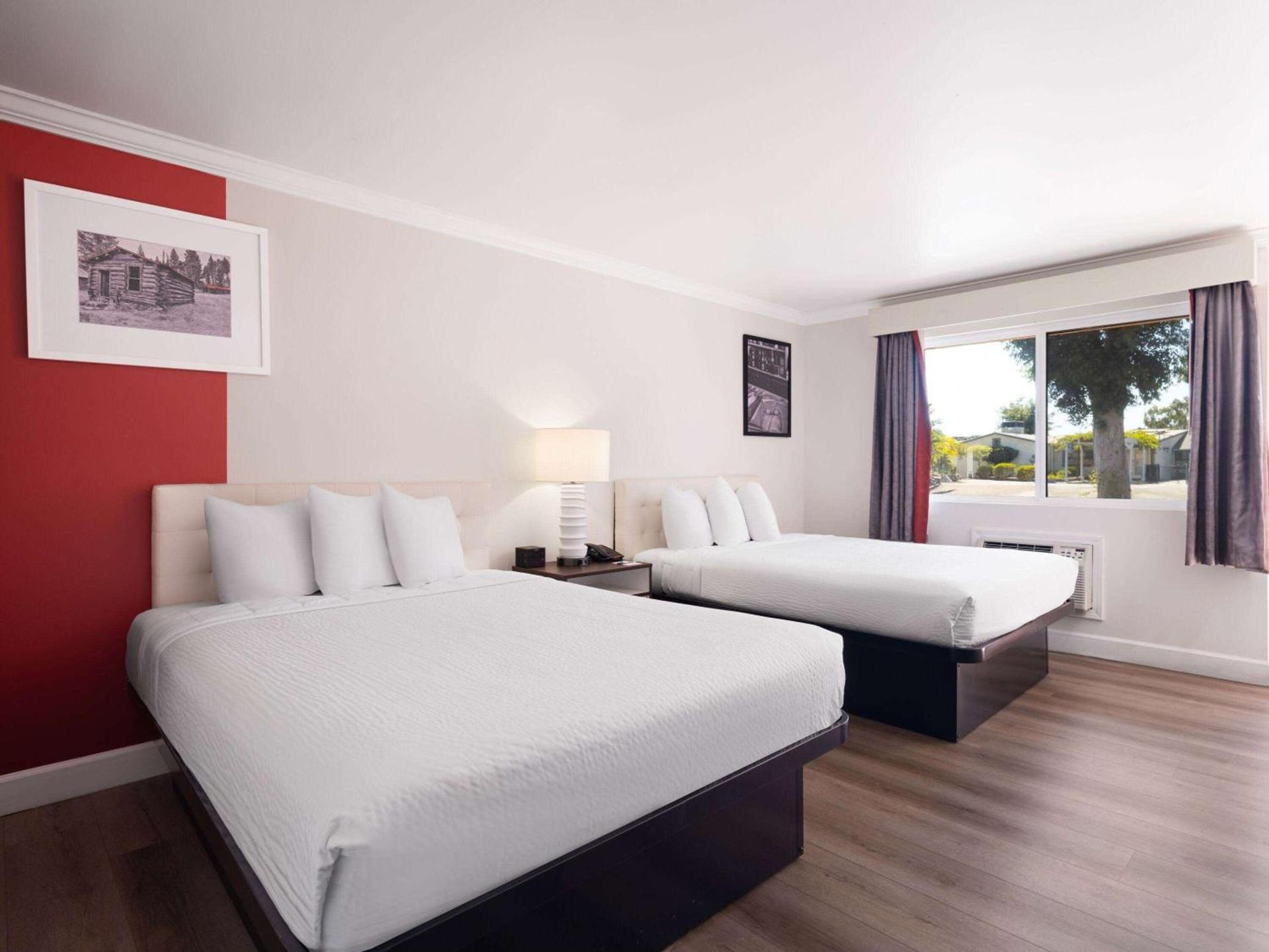 Ramada by Wyndham San Diego Poway Miramar photo 22